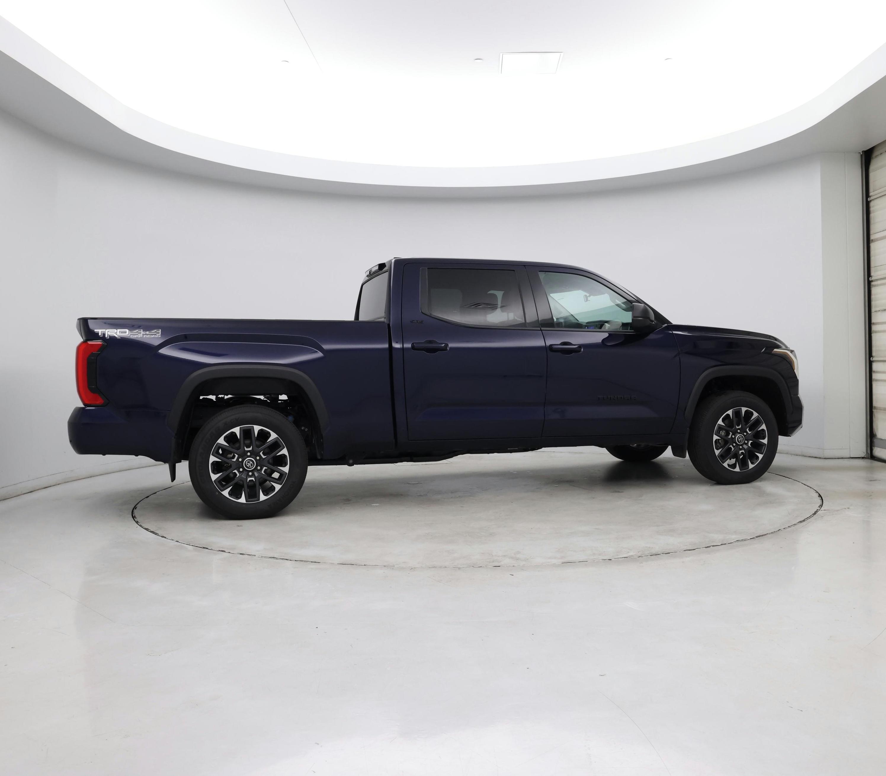Thumbnail: 2023 Toyota Tundra - 8