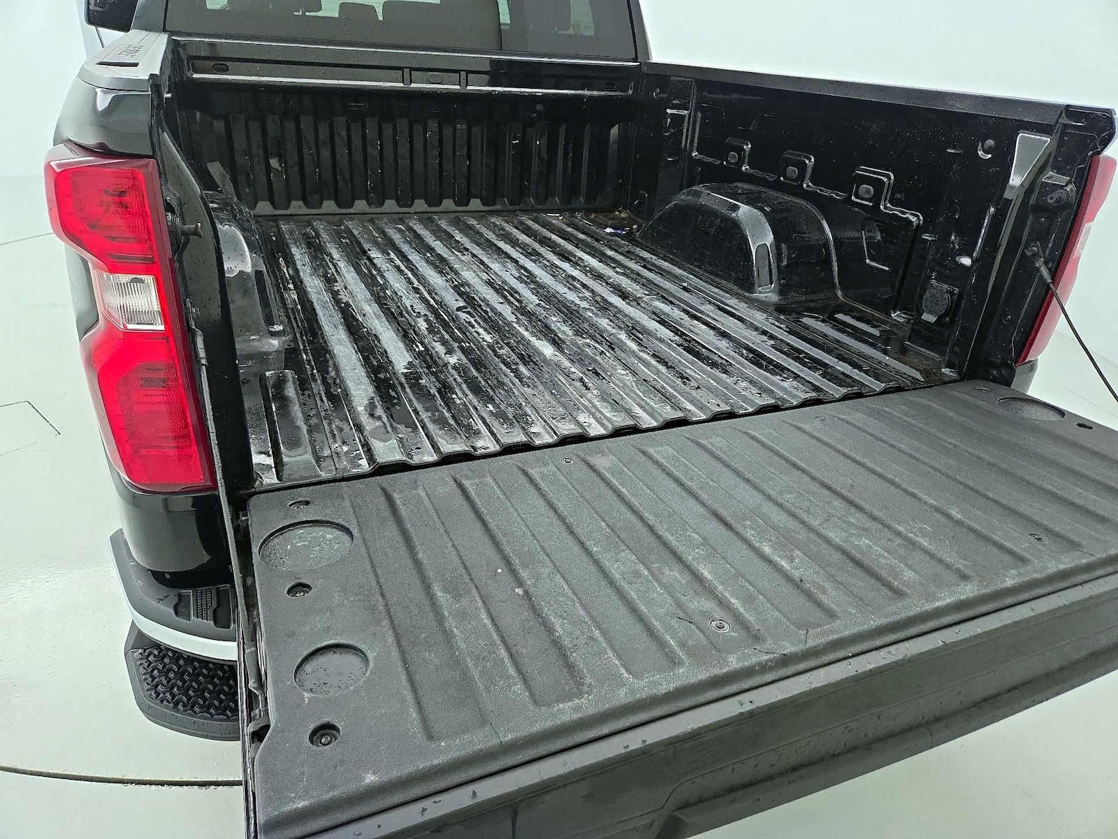 2023 Chevrolet Silverado 1500 LT - Photo 22