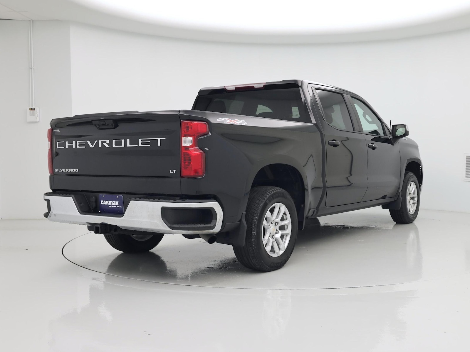 2023 Chevrolet Silverado 1500 LT - Photo 9
