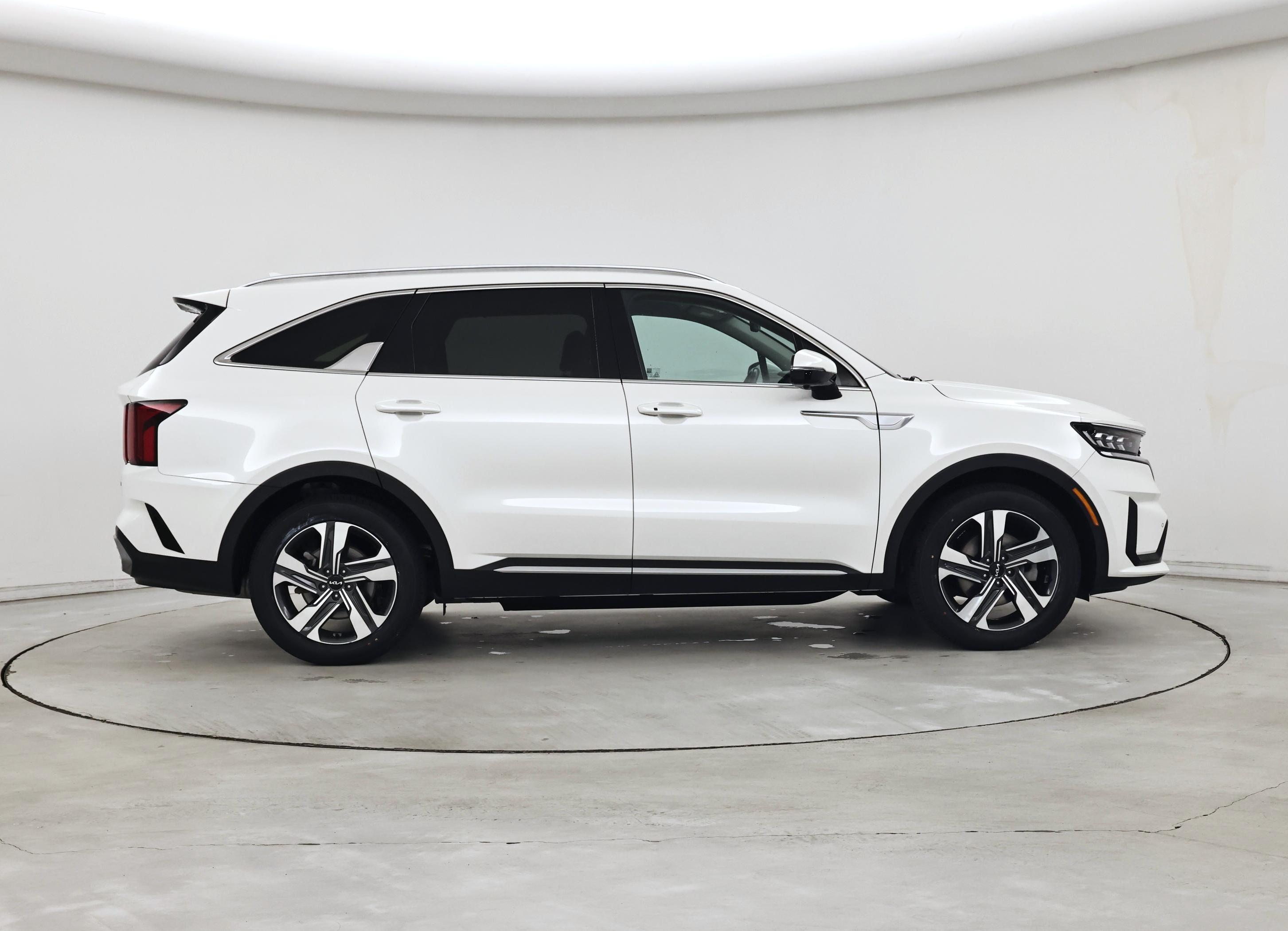 Thumbnail: 2023 Kia Sorento - 7