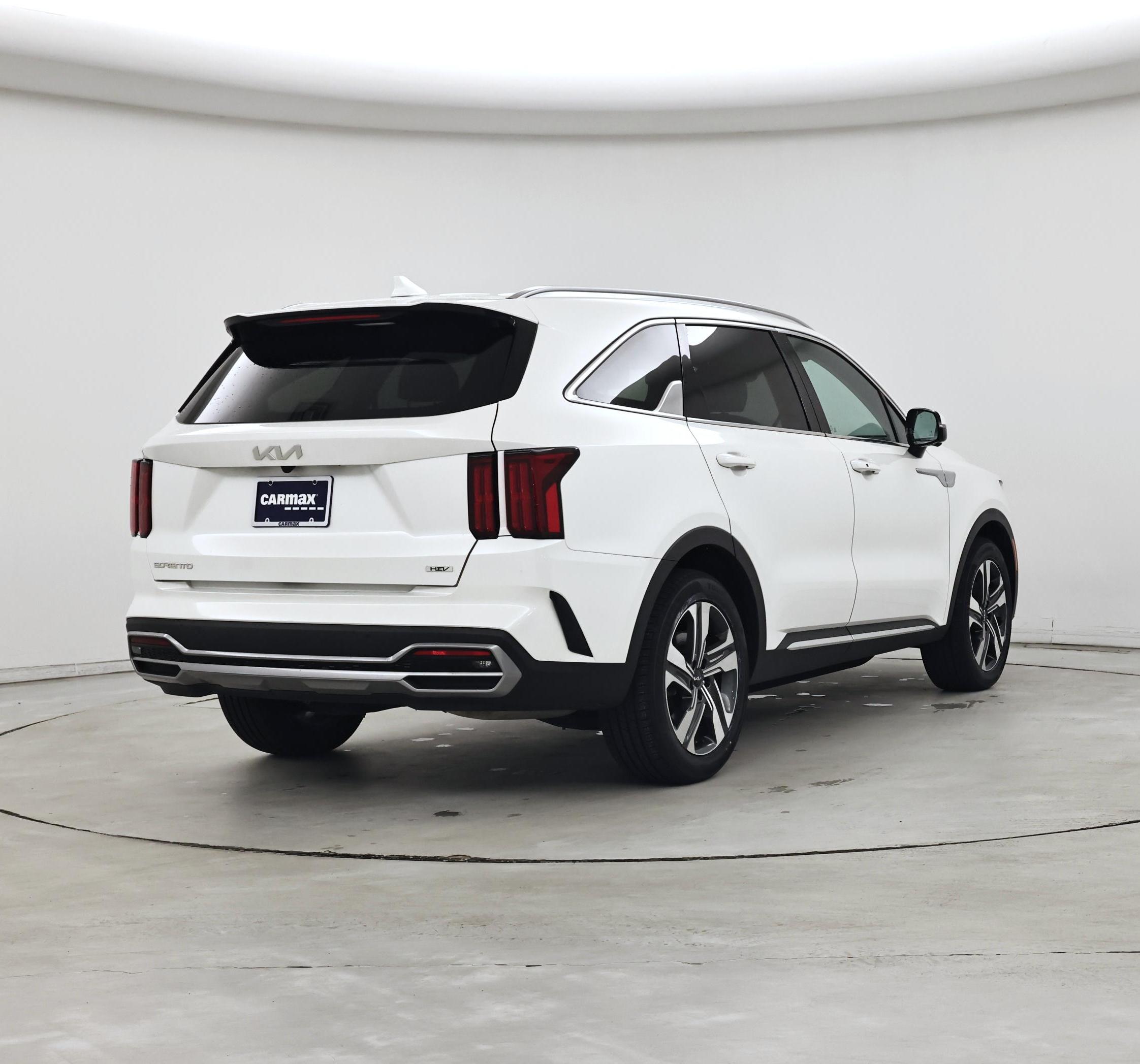 Thumbnail: 2023 Kia Sorento - 8