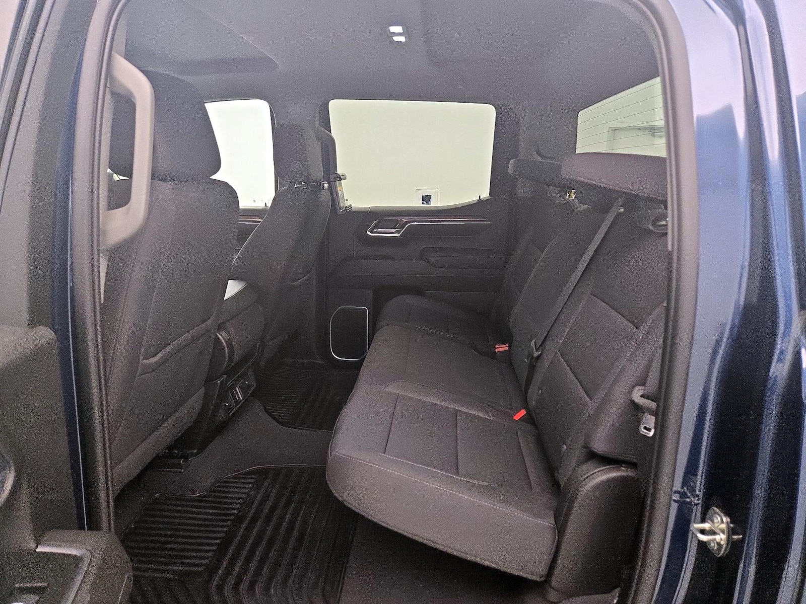2023 Chevrolet Silverado 1500 LT - Photo 21