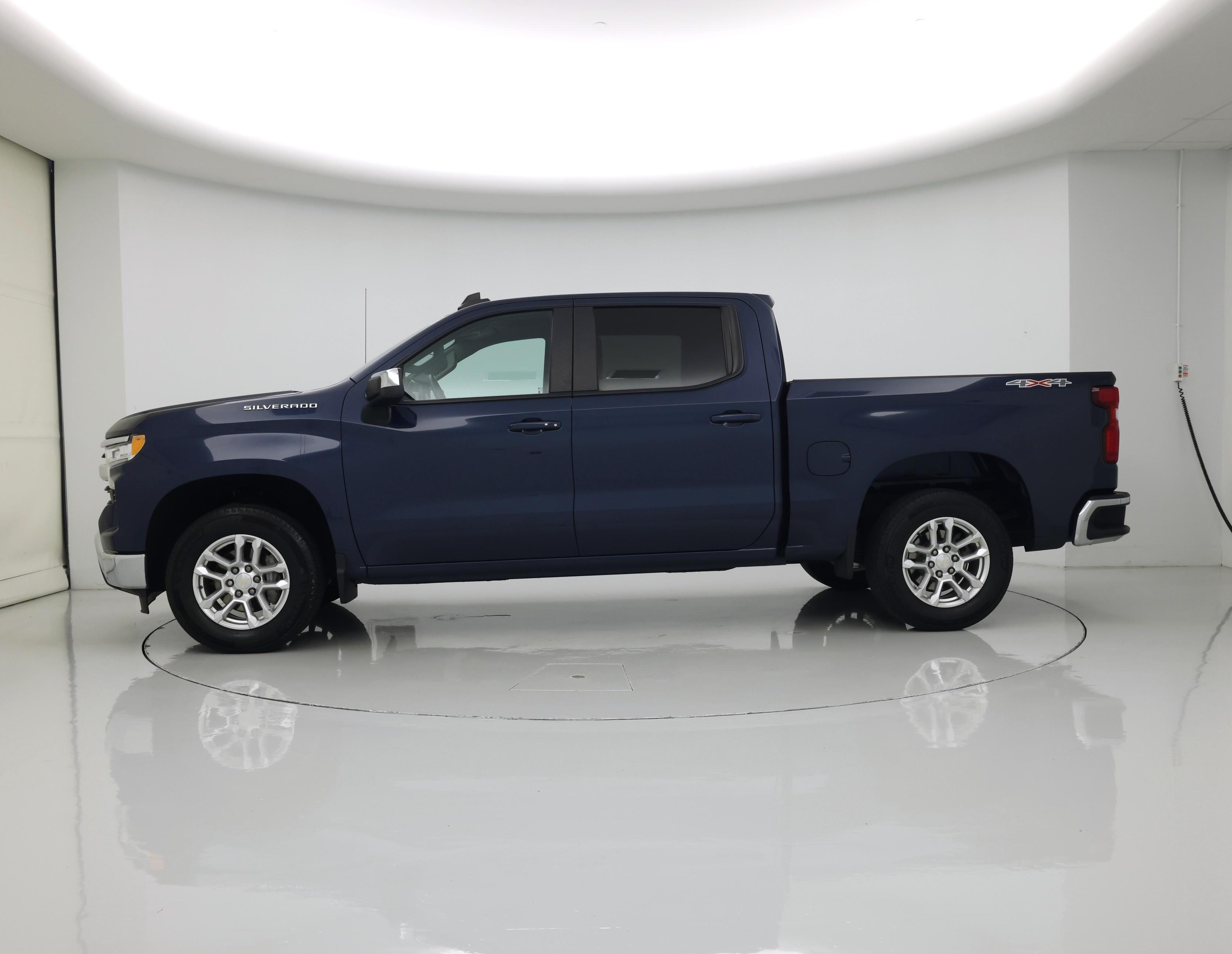 Thumbnail: 2023 Chevrolet Silverado 1500 - 3