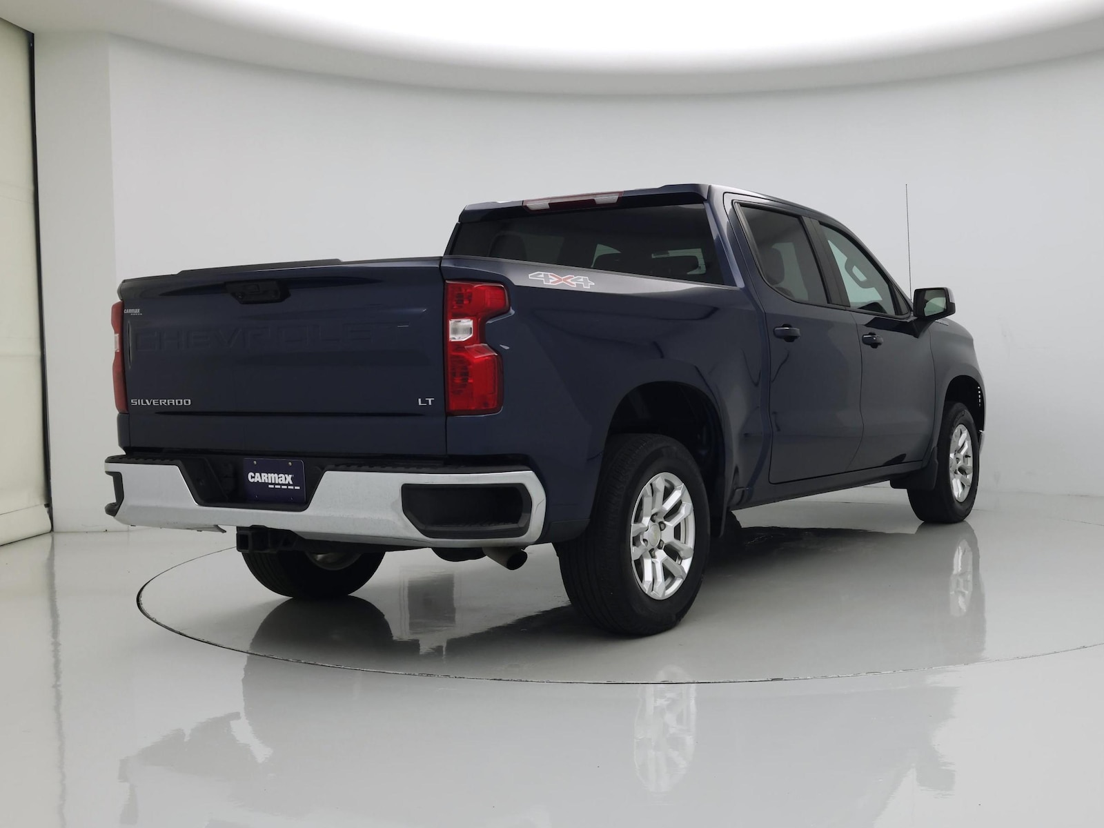 2023 Chevrolet Silverado 1500 LT - Photo 9