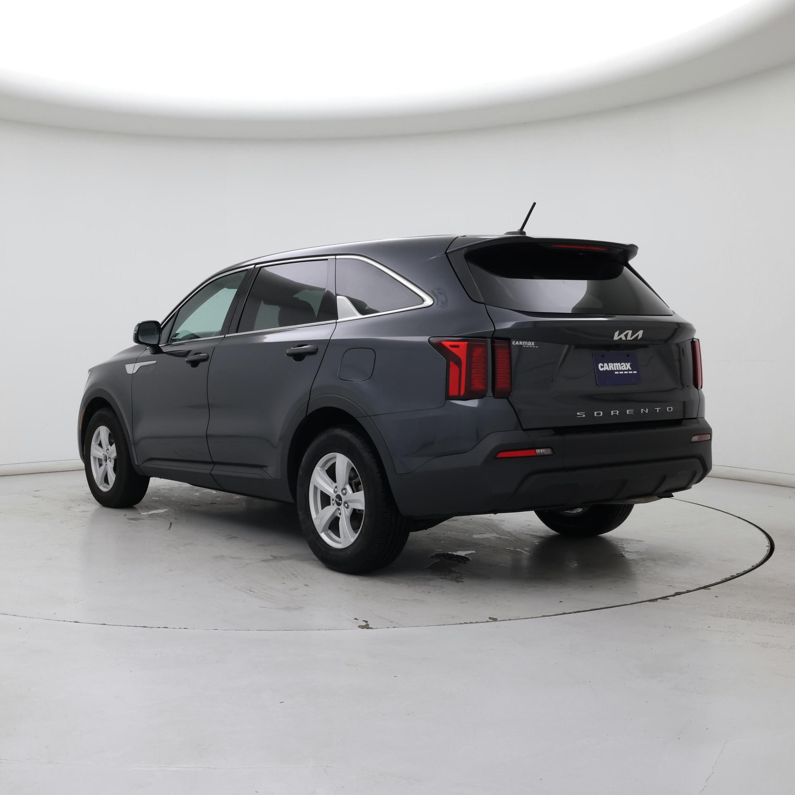 Thumbnail: 2022 Kia Sorento - 2