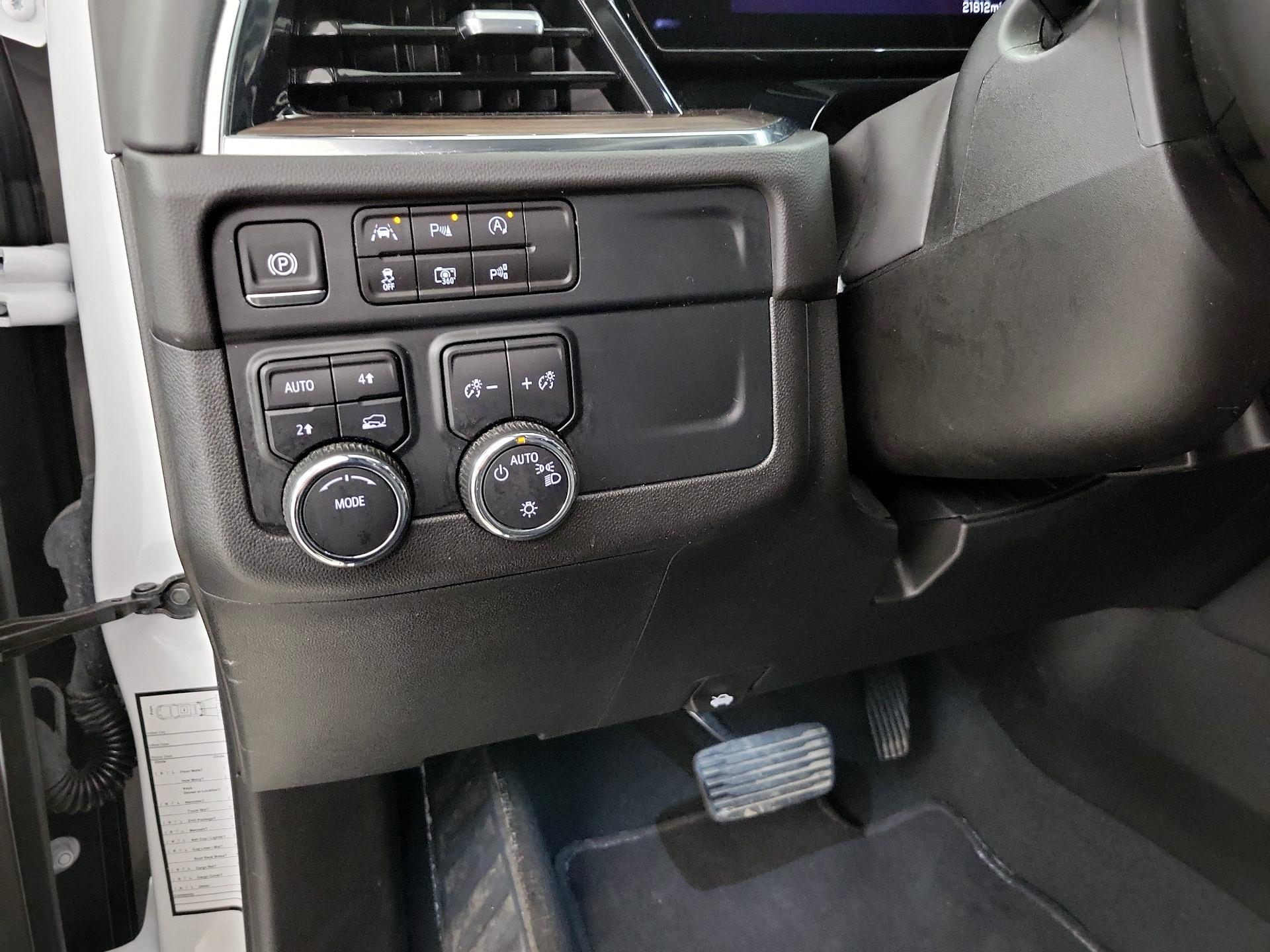 Thumbnail: 2025 Chevrolet Tahoe - 13