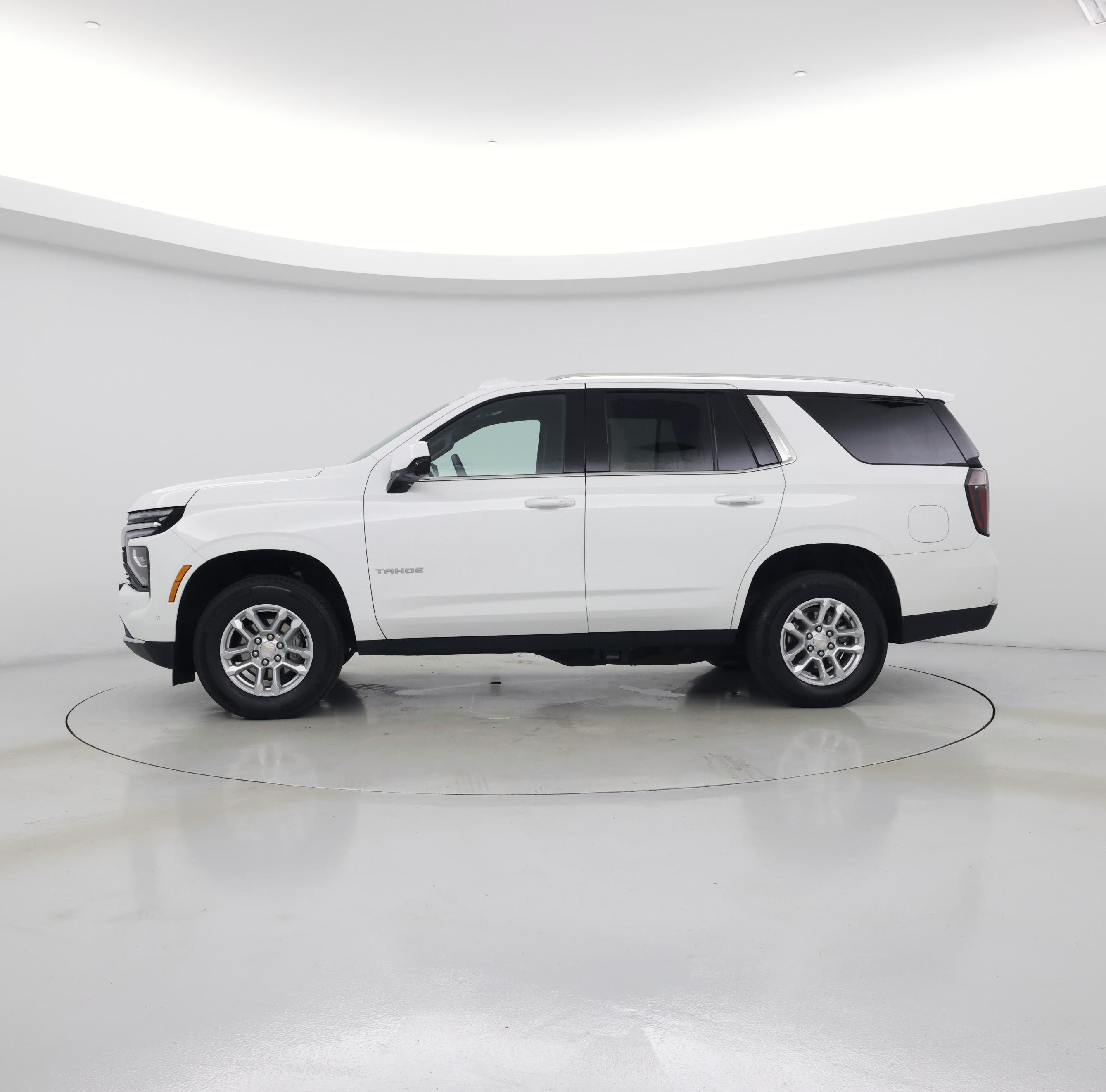 Thumbnail: 2025 Chevrolet Tahoe - 3
