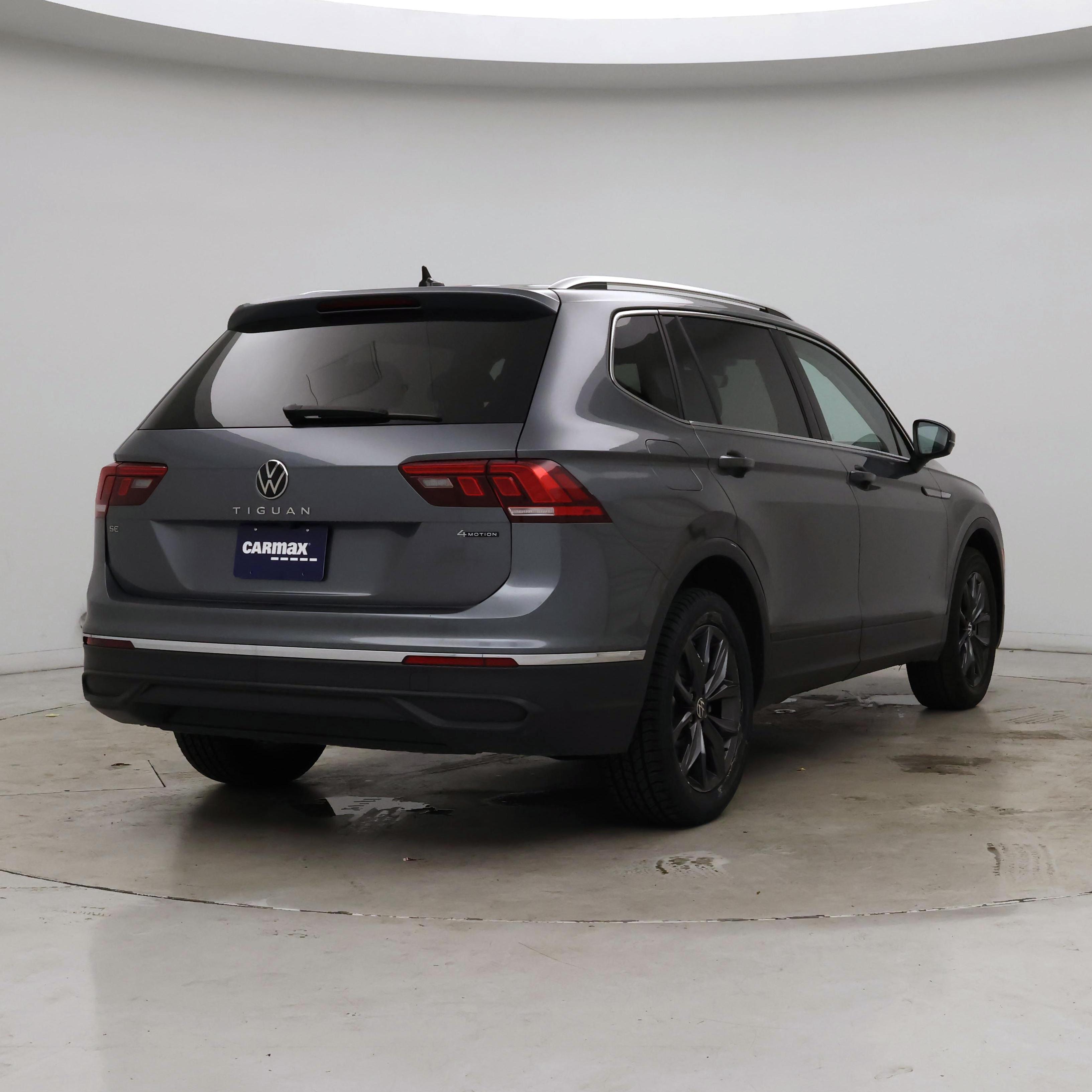 Thumbnail: 2023 Volkswagen Tiguan - 7