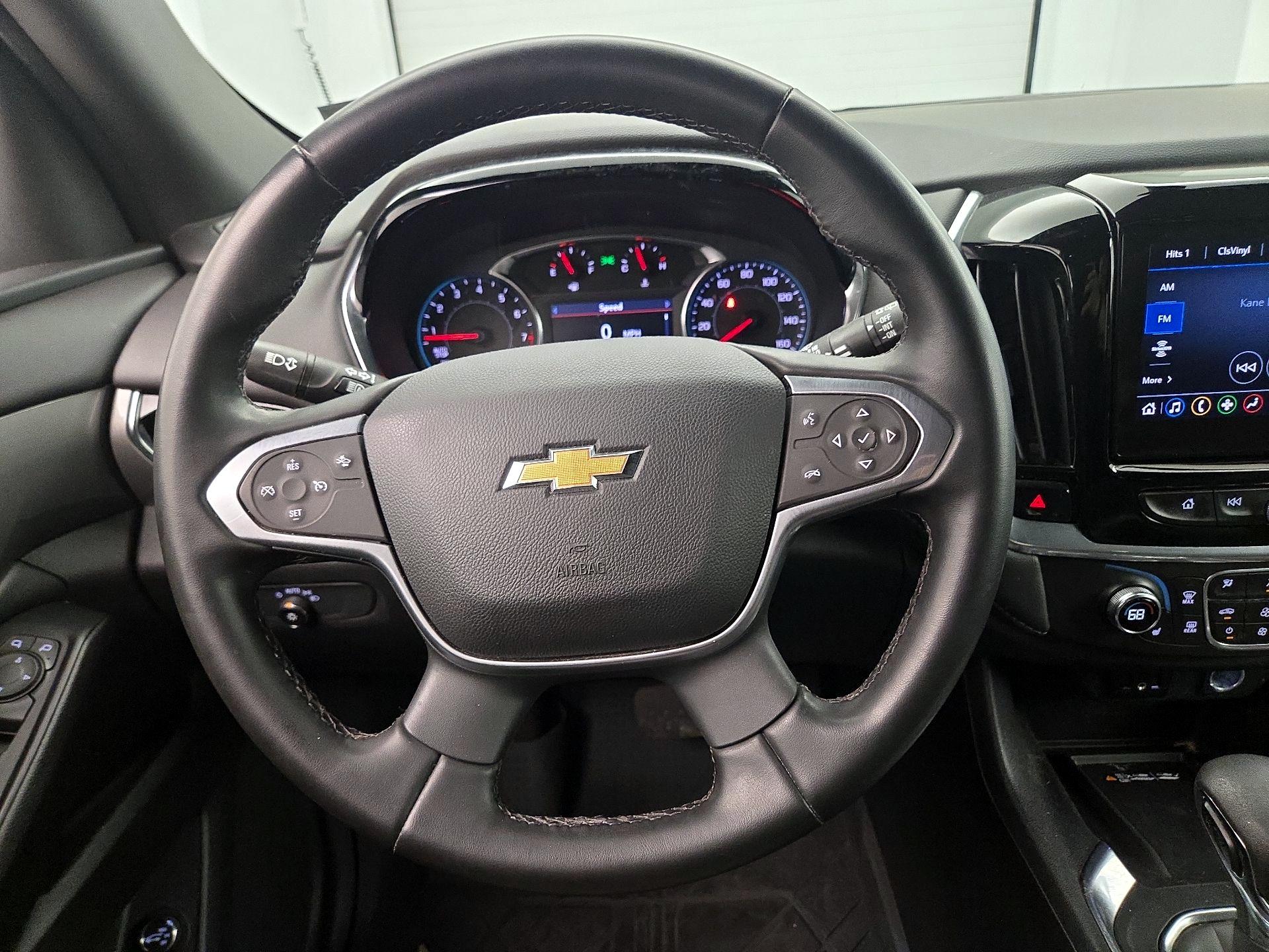 Thumbnail: 2023 Chevrolet Traverse - 10