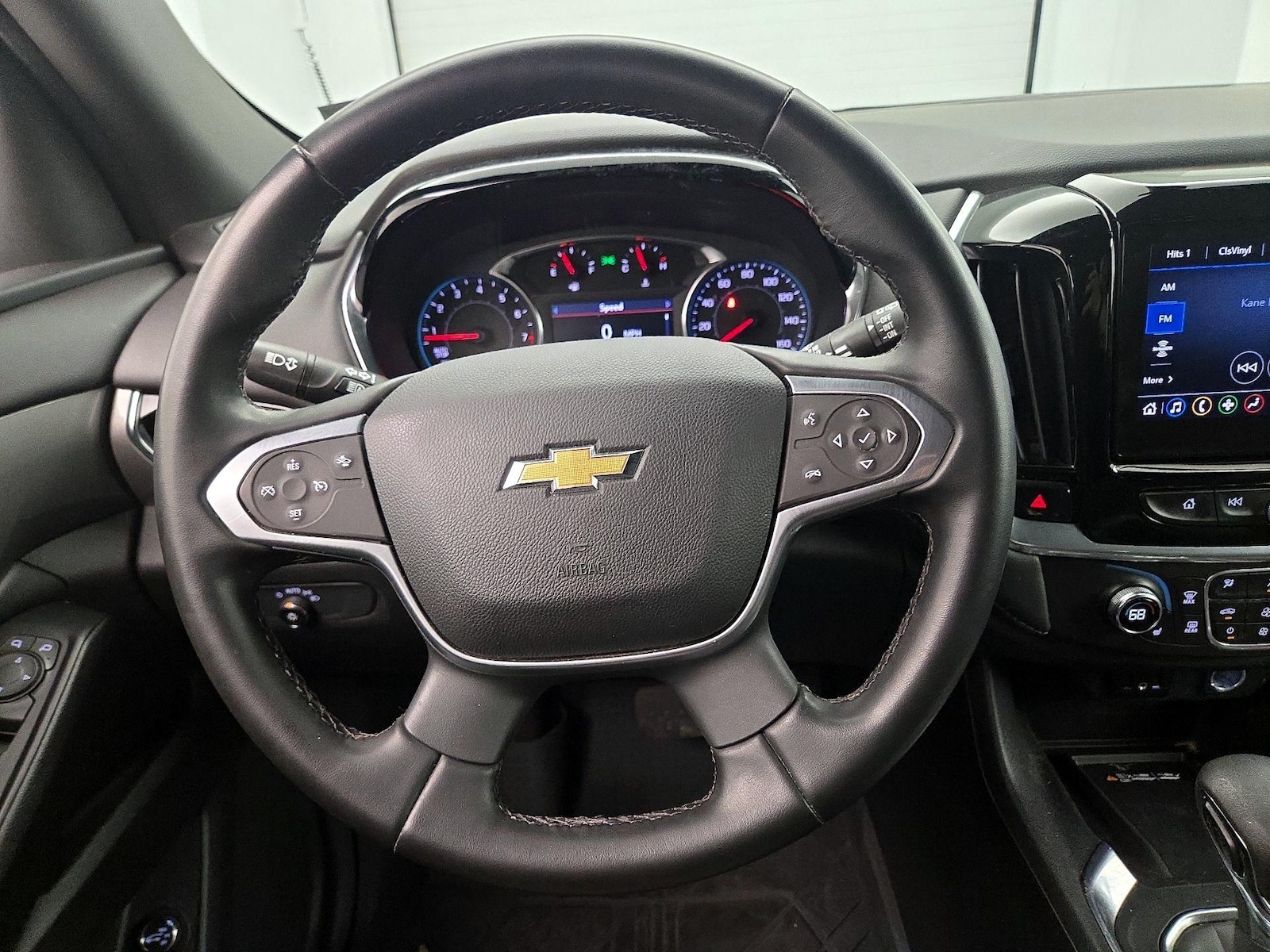 2023 Chevrolet Traverse 1LT - Photo 11