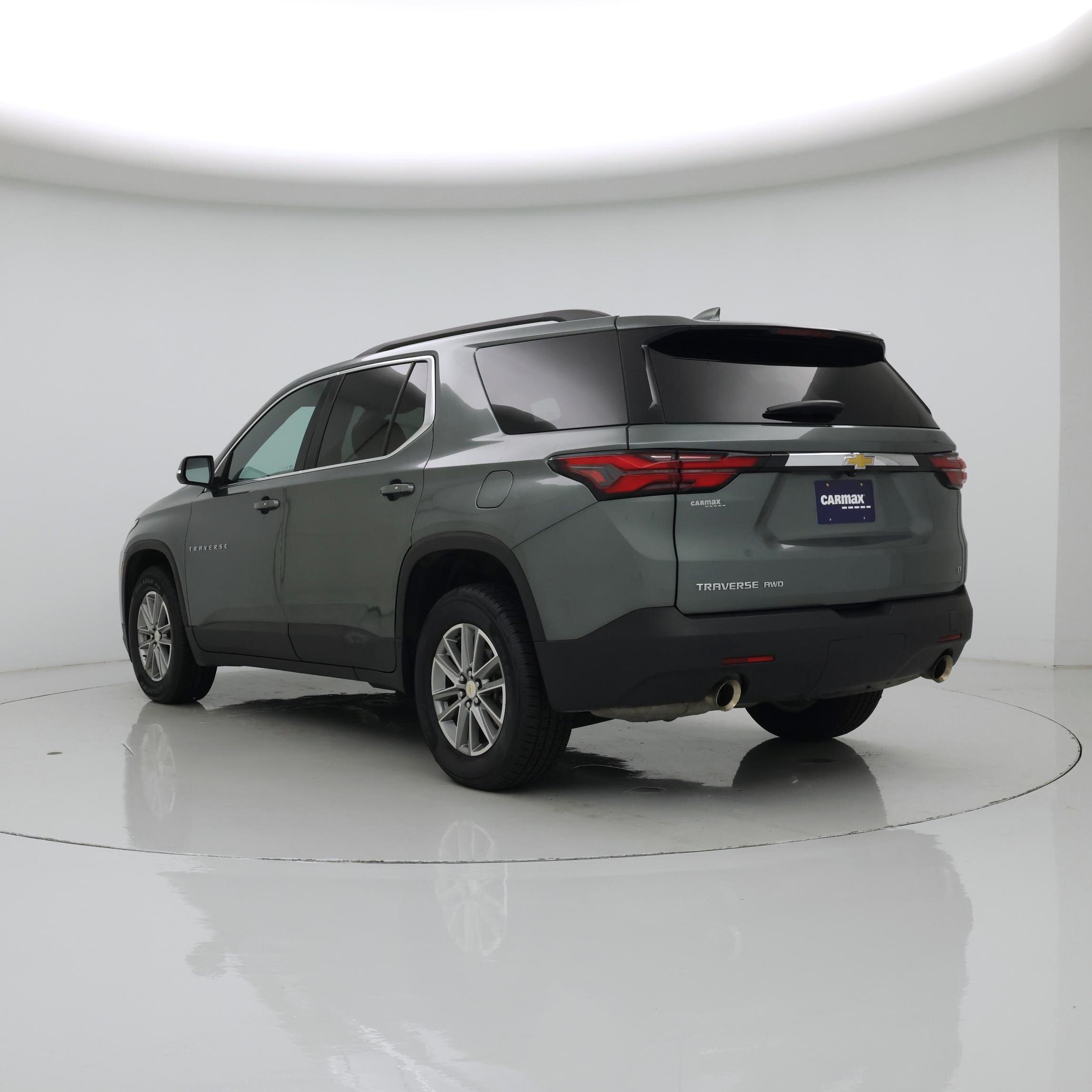 Thumbnail: 2023 Chevrolet Traverse - 2