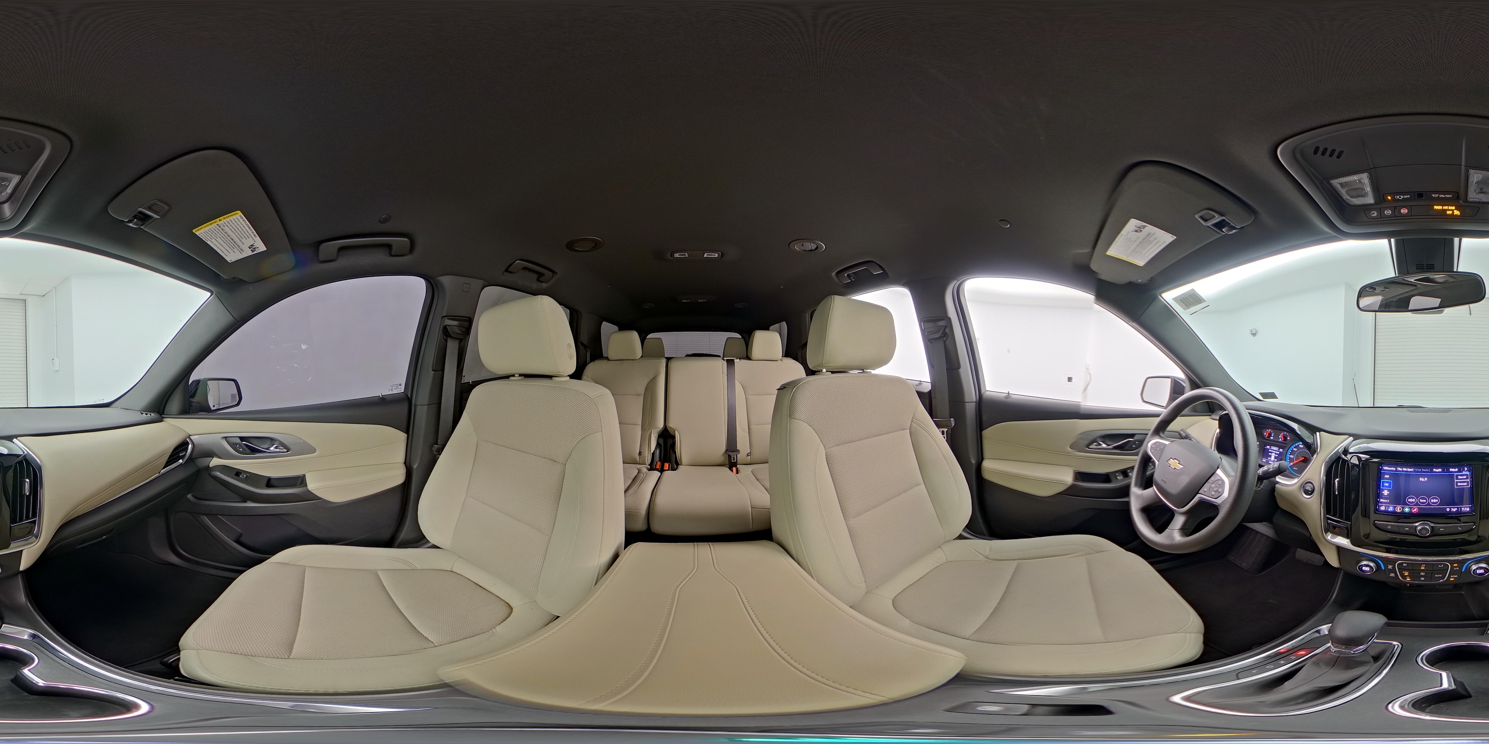 2023 Chevrolet Traverse LS - Photo 26