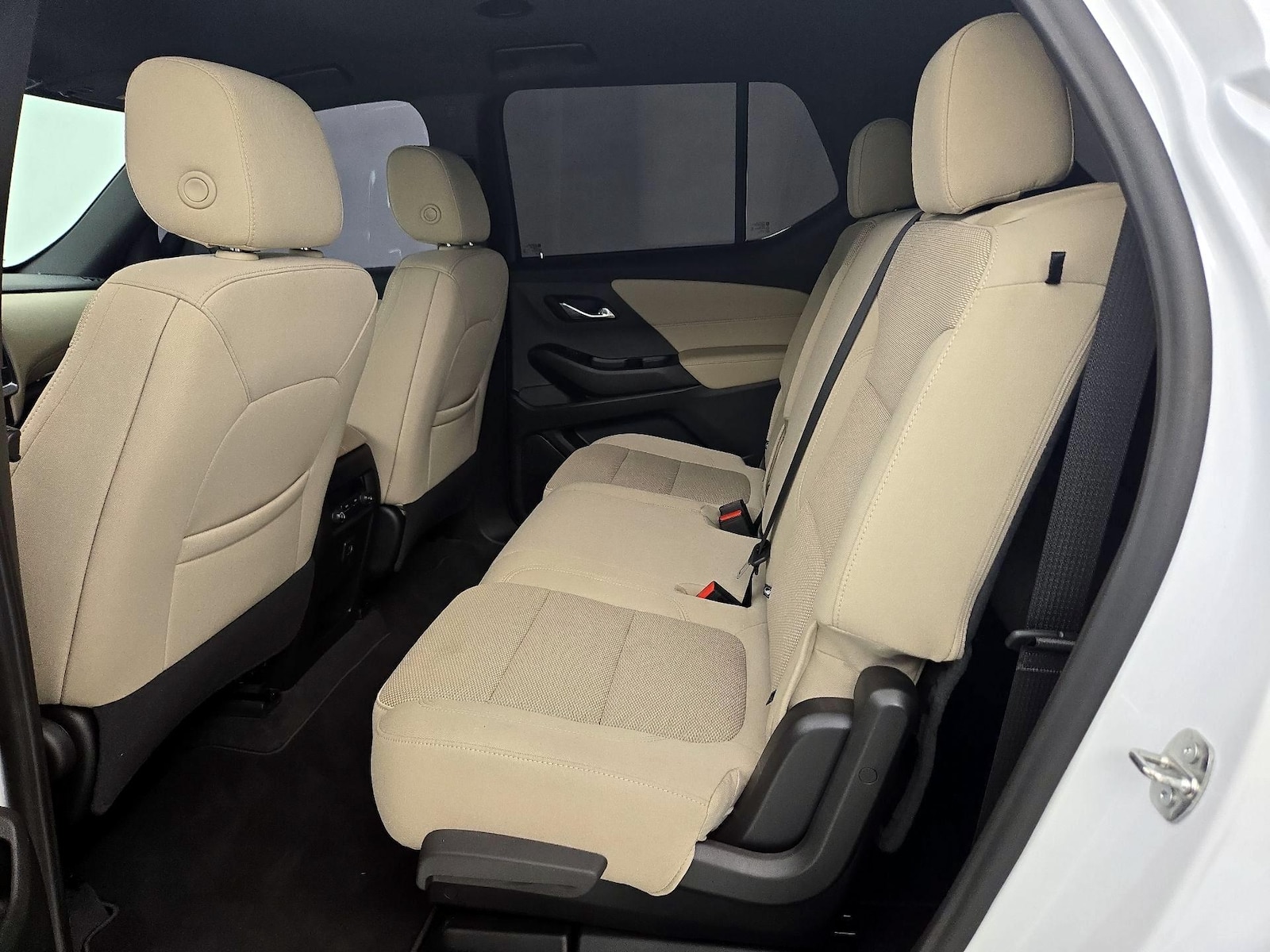 2023 Chevrolet Traverse LS - Photo 20