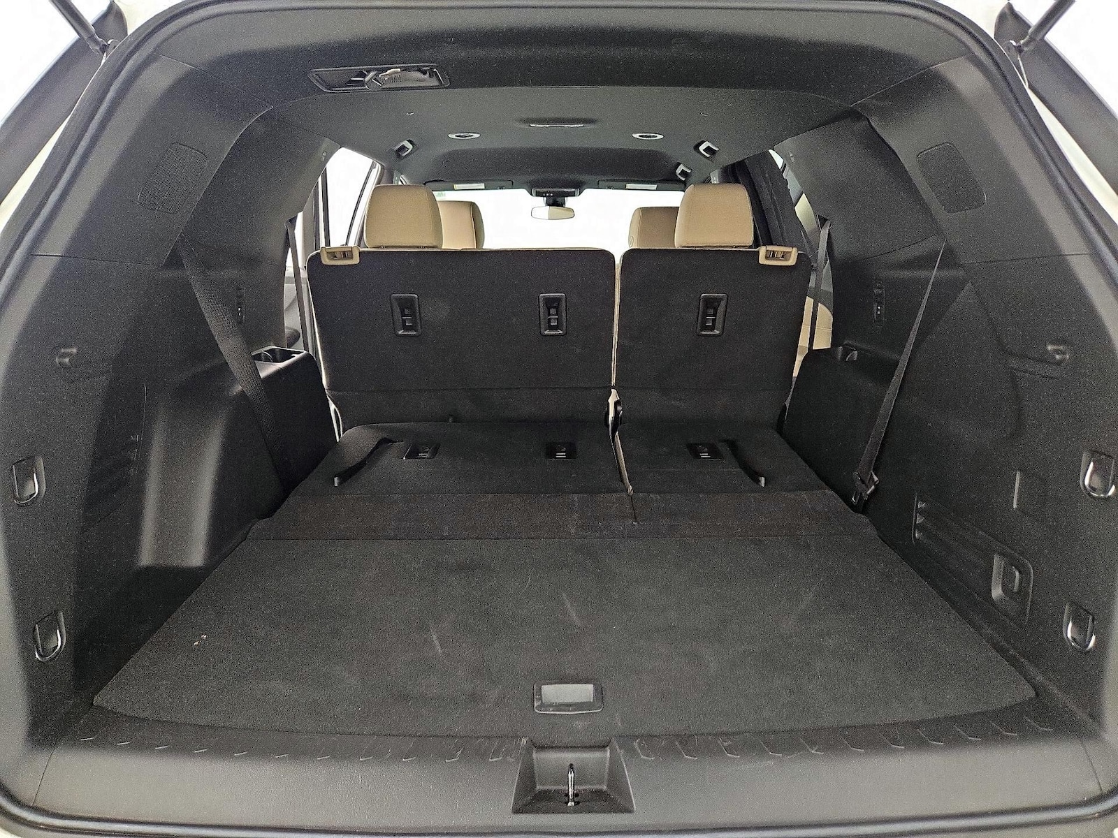 2023 Chevrolet Traverse LS - Photo 23