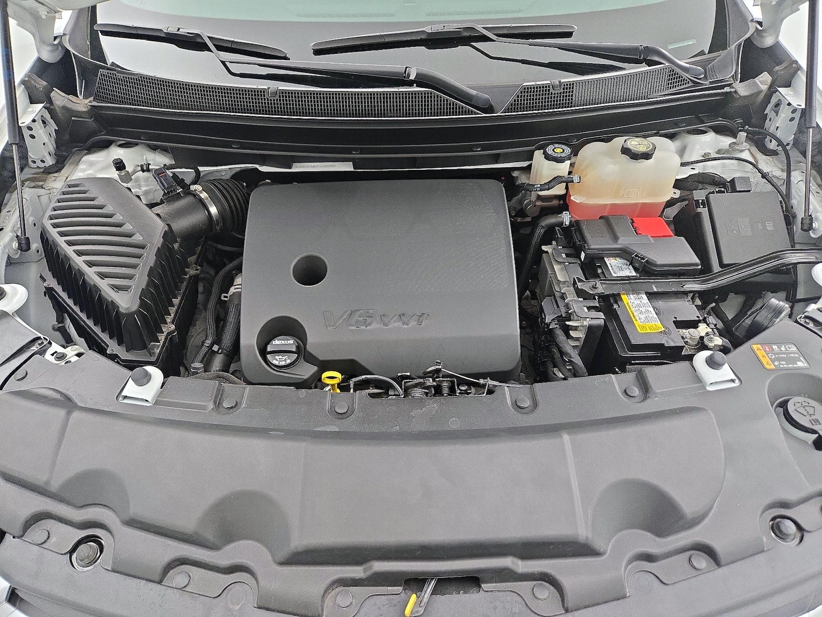 2023 Chevrolet Traverse LS - Photo 24