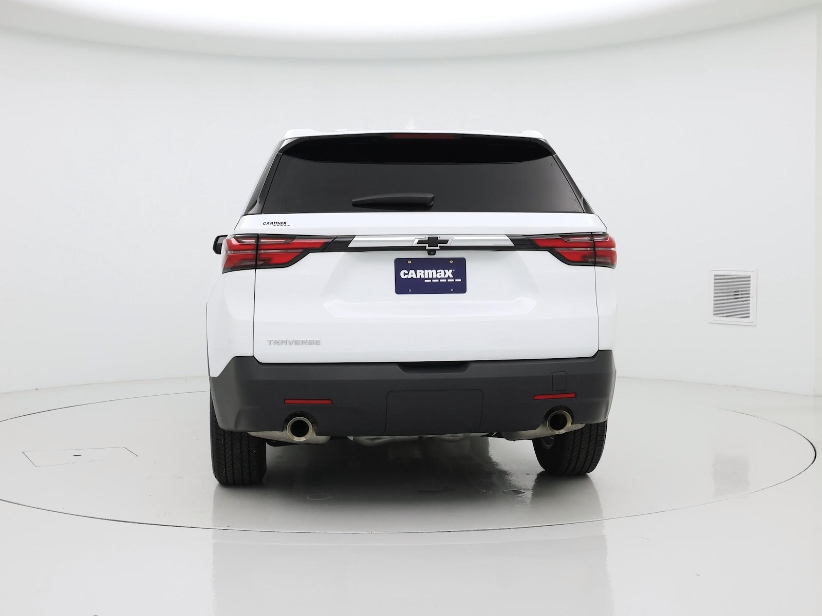 2023 Chevrolet Traverse LS - Photo 7