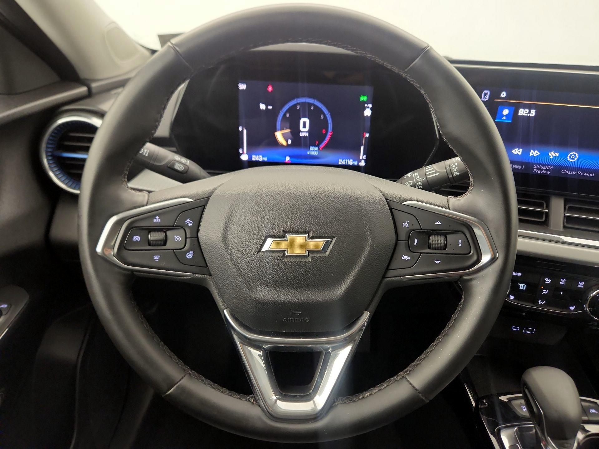 Thumbnail: 2025 Chevrolet Trax - 10