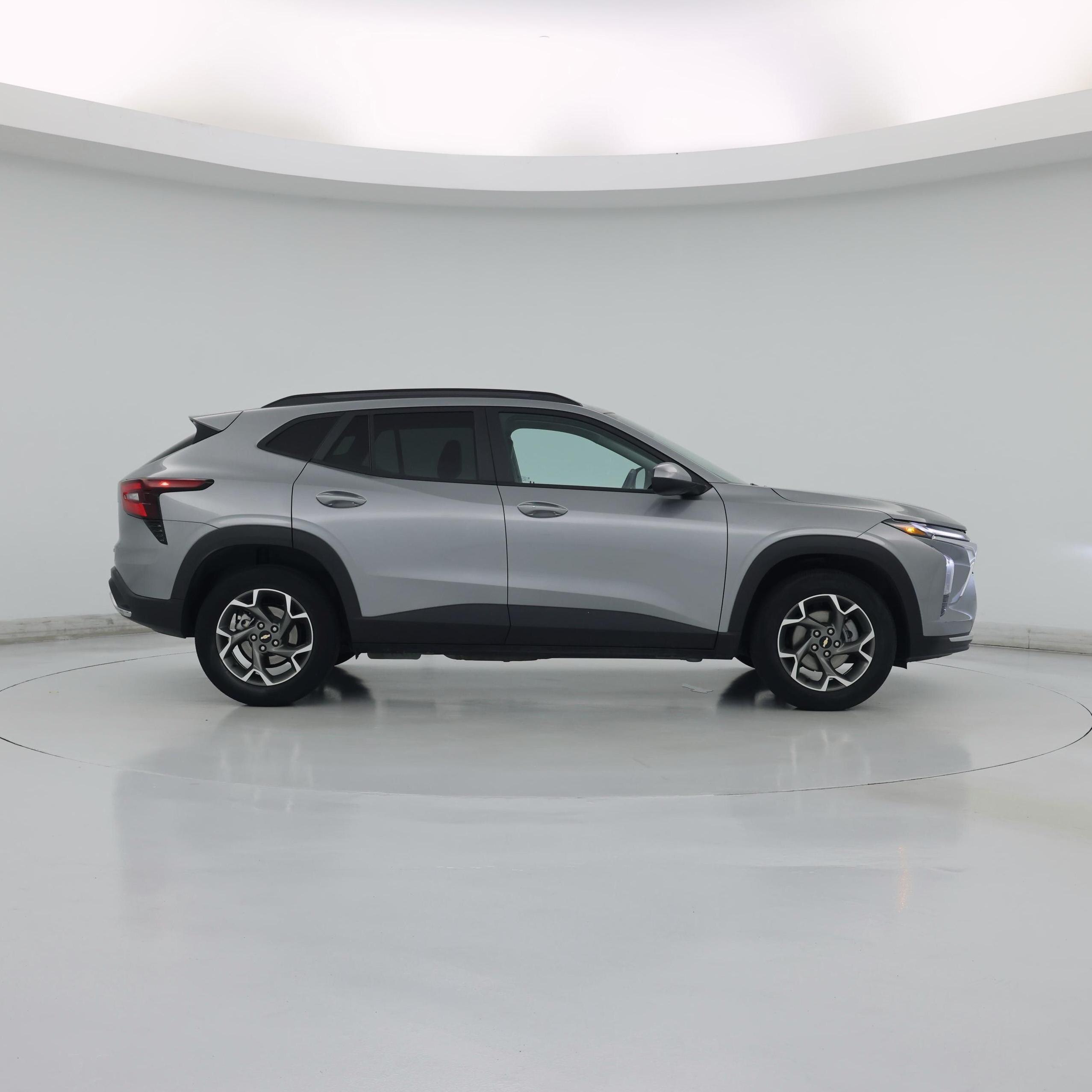 Thumbnail: 2025 Chevrolet Trax - 7