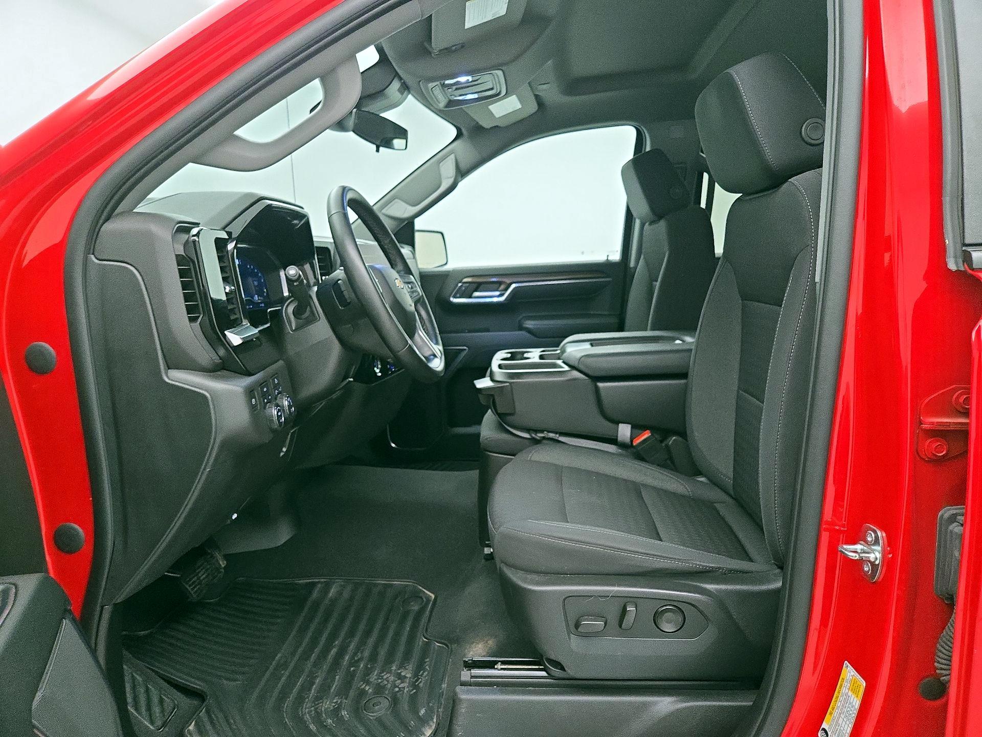 Thumbnail: 2023 Chevrolet Silverado 1500 - 11