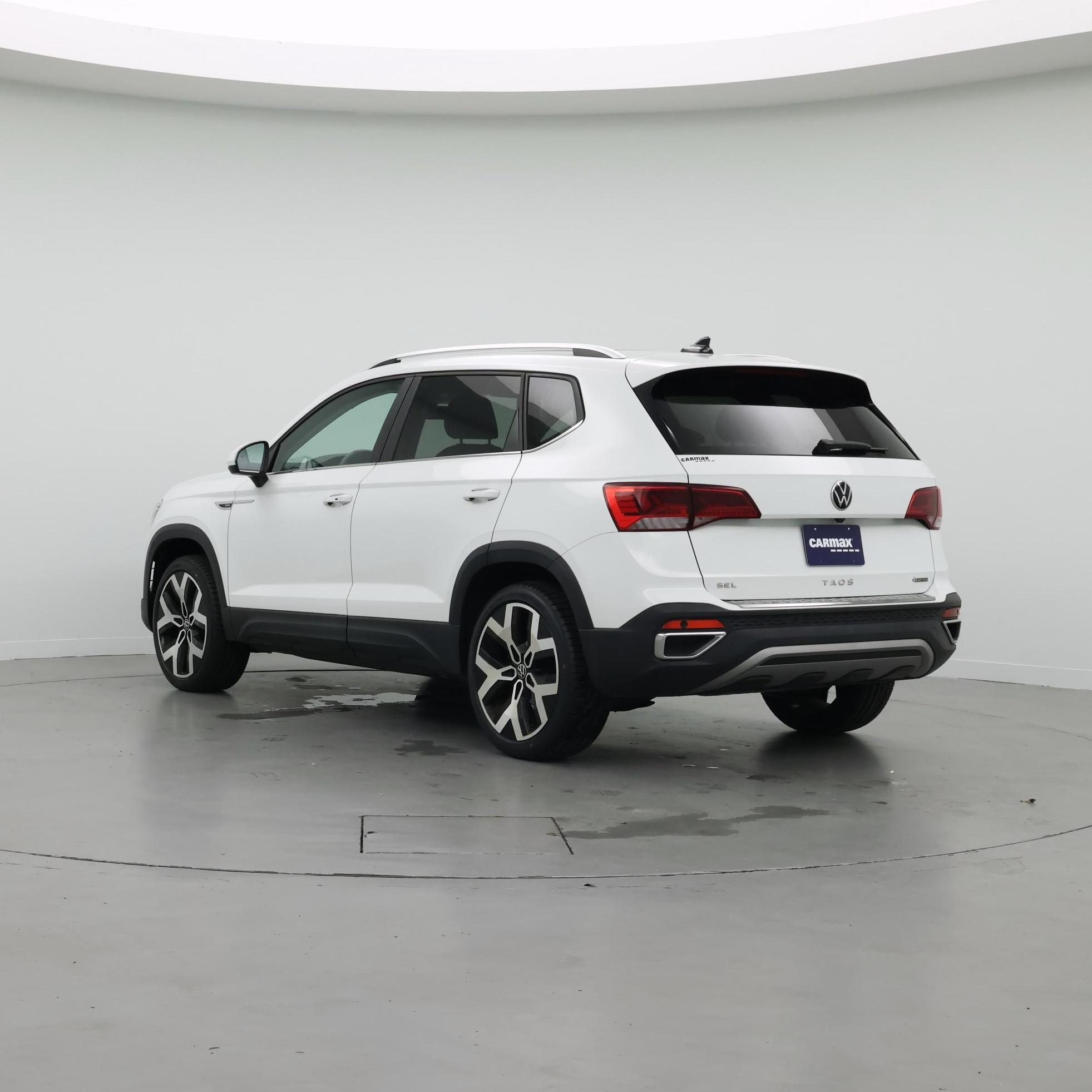 Thumbnail: 2022 Volkswagen Taos - 2