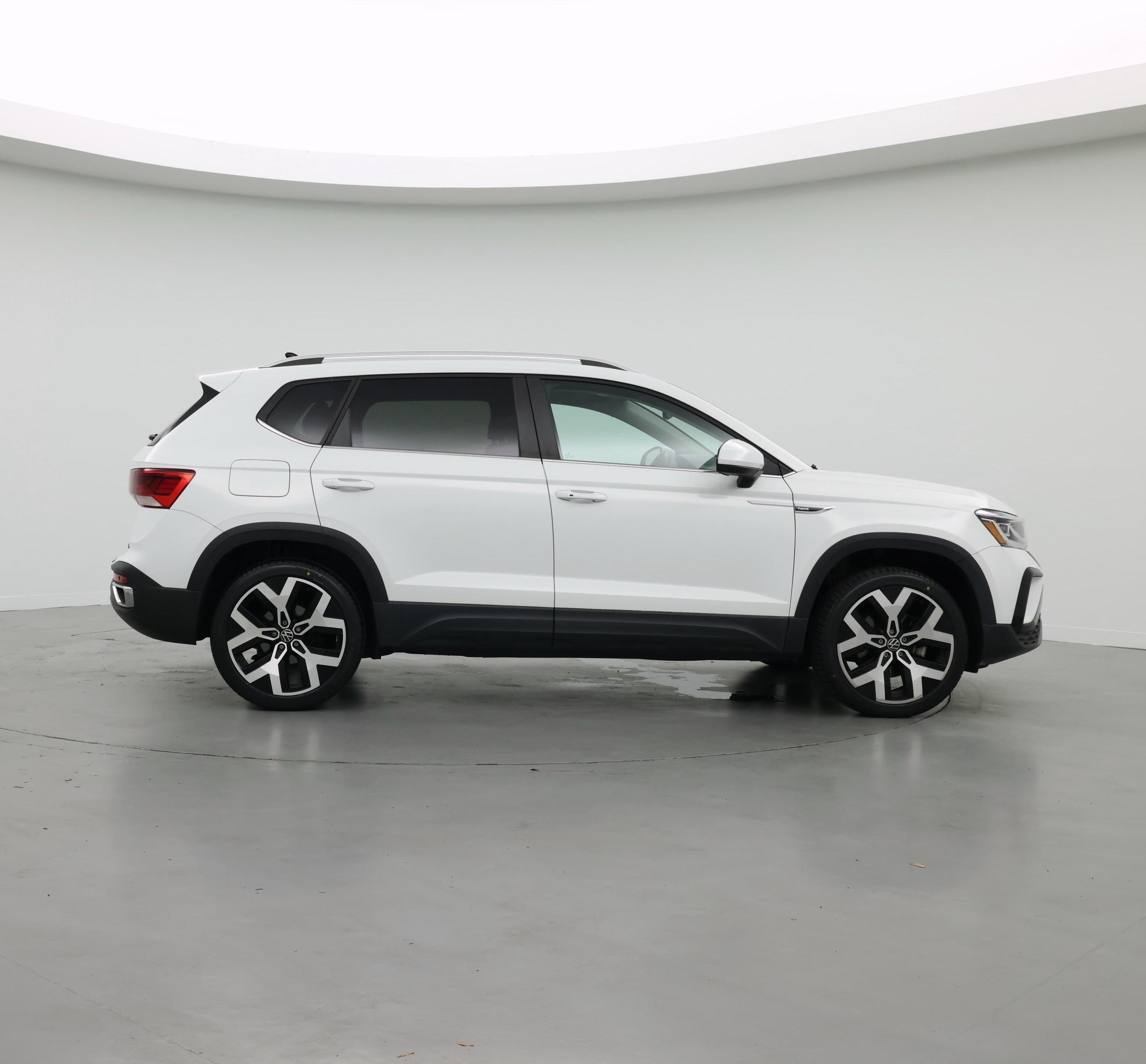 Thumbnail: 2022 Volkswagen Taos - 7
