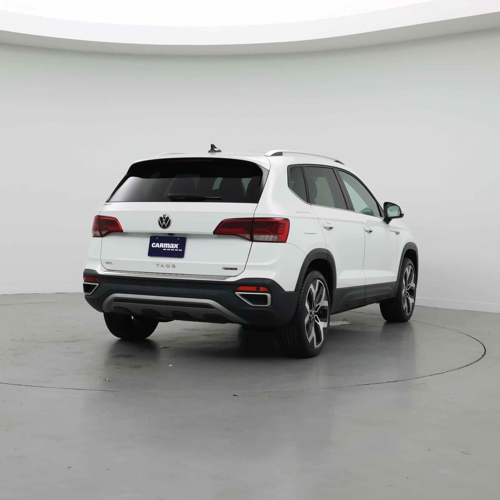 Thumbnail: 2022 Volkswagen Taos - 8