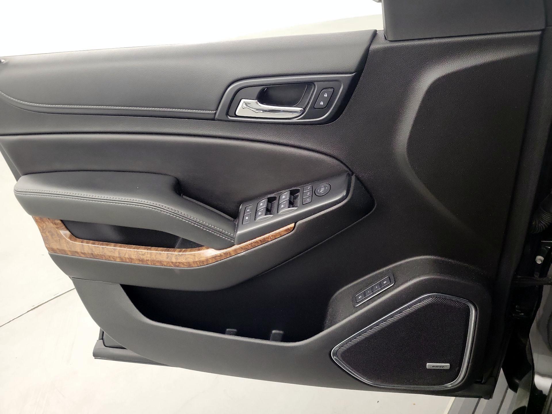 Thumbnail: 2020 Chevrolet Suburban - 12