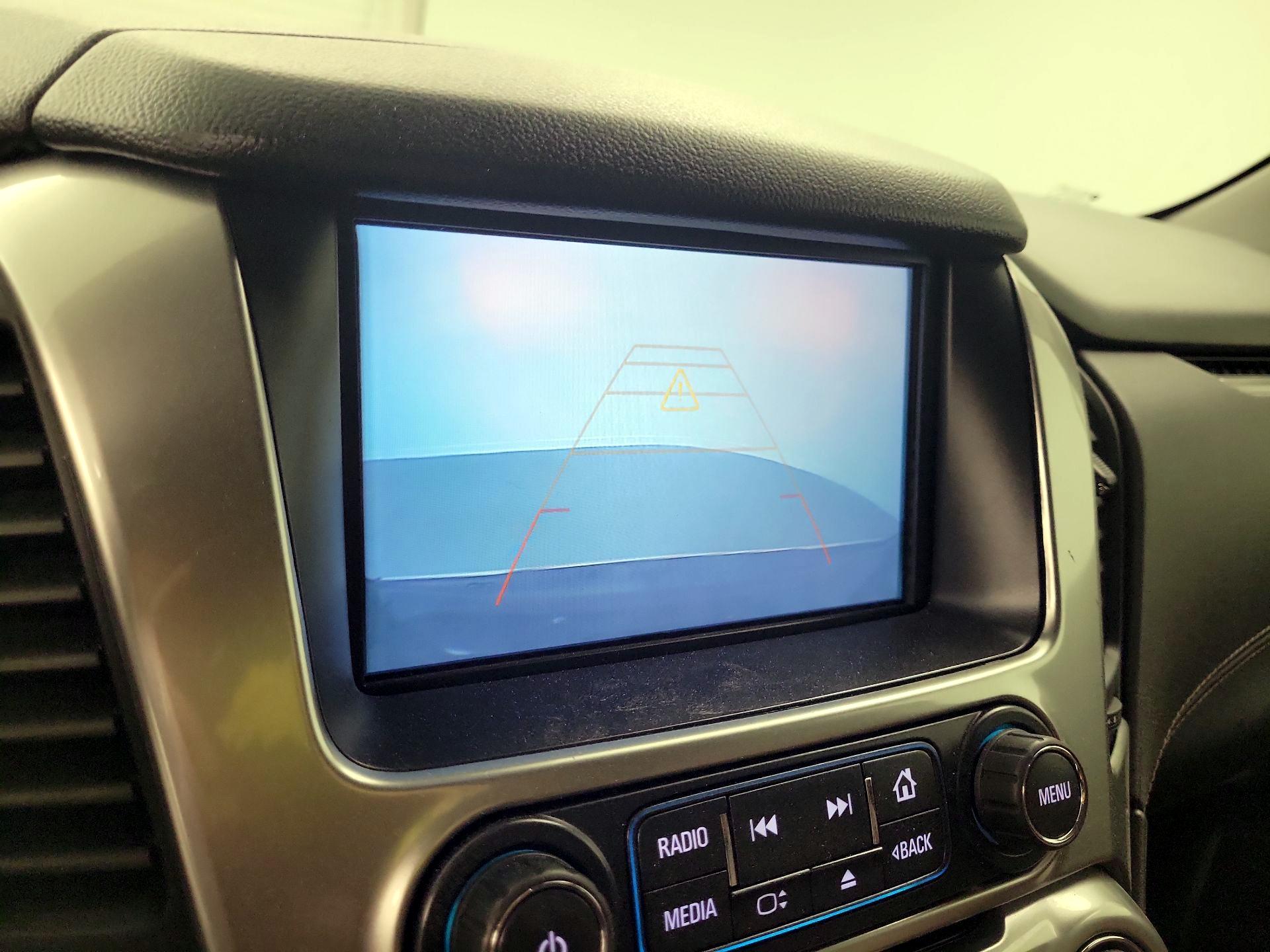Thumbnail: 2020 Chevrolet Suburban - 15