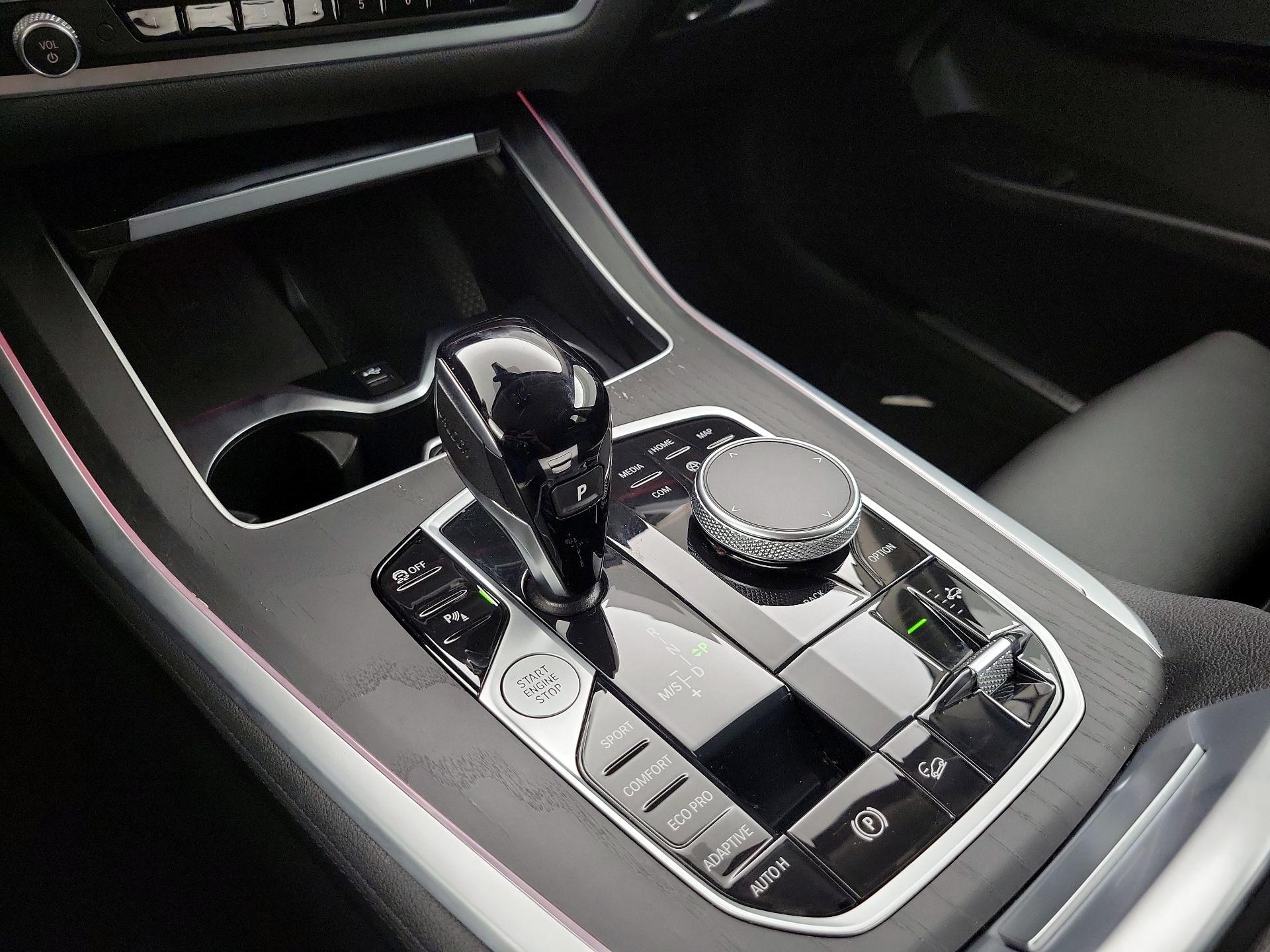 Thumbnail: 2022 BMW X7 - 18