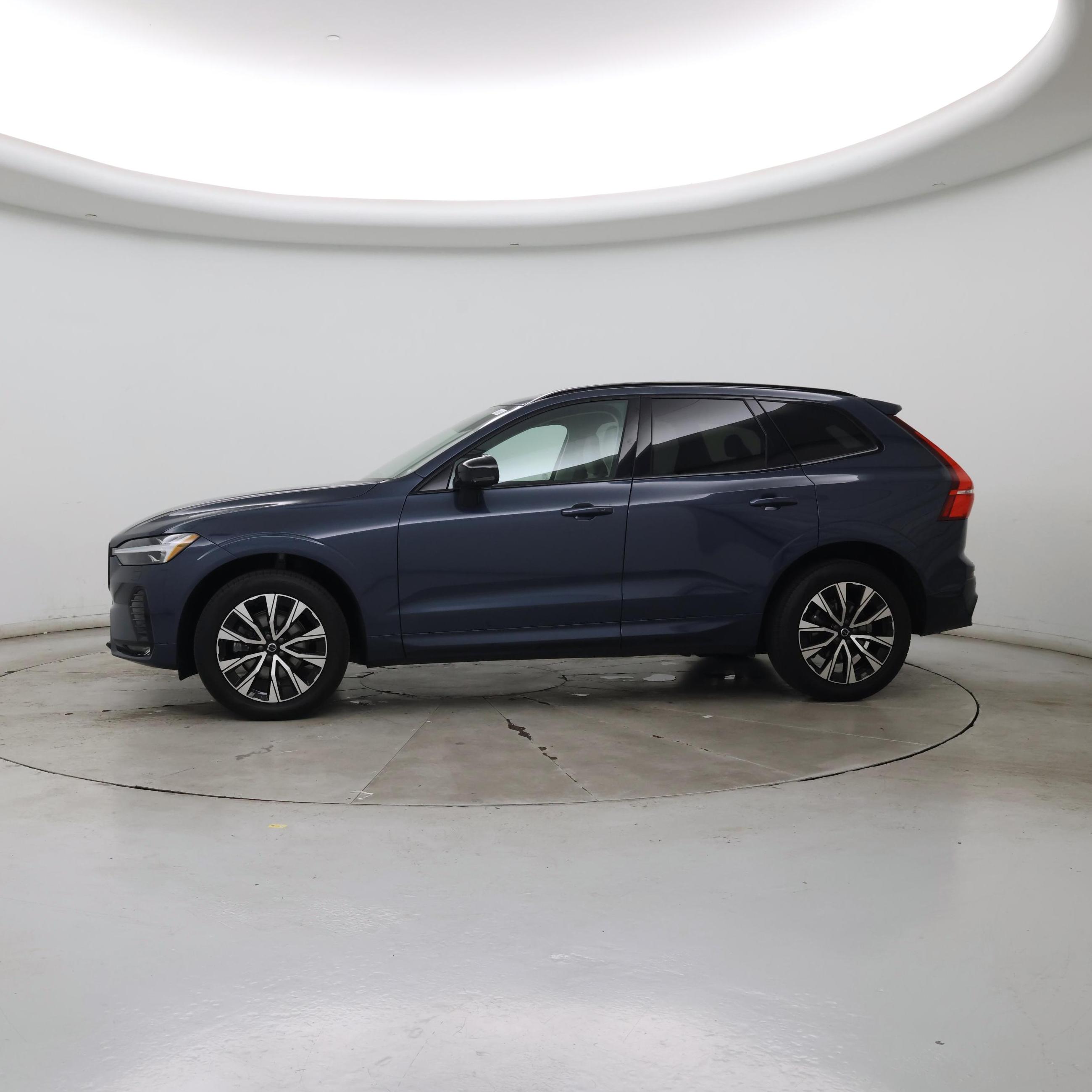 Thumbnail: 2024 Volvo XC60 - 3