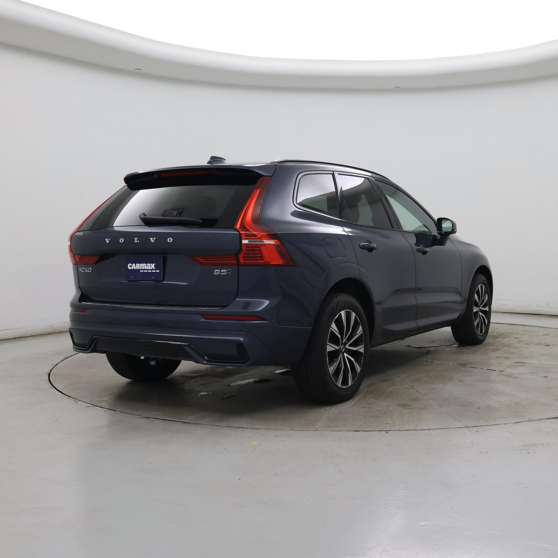 Thumbnail: 2024 Volvo XC60 - 8