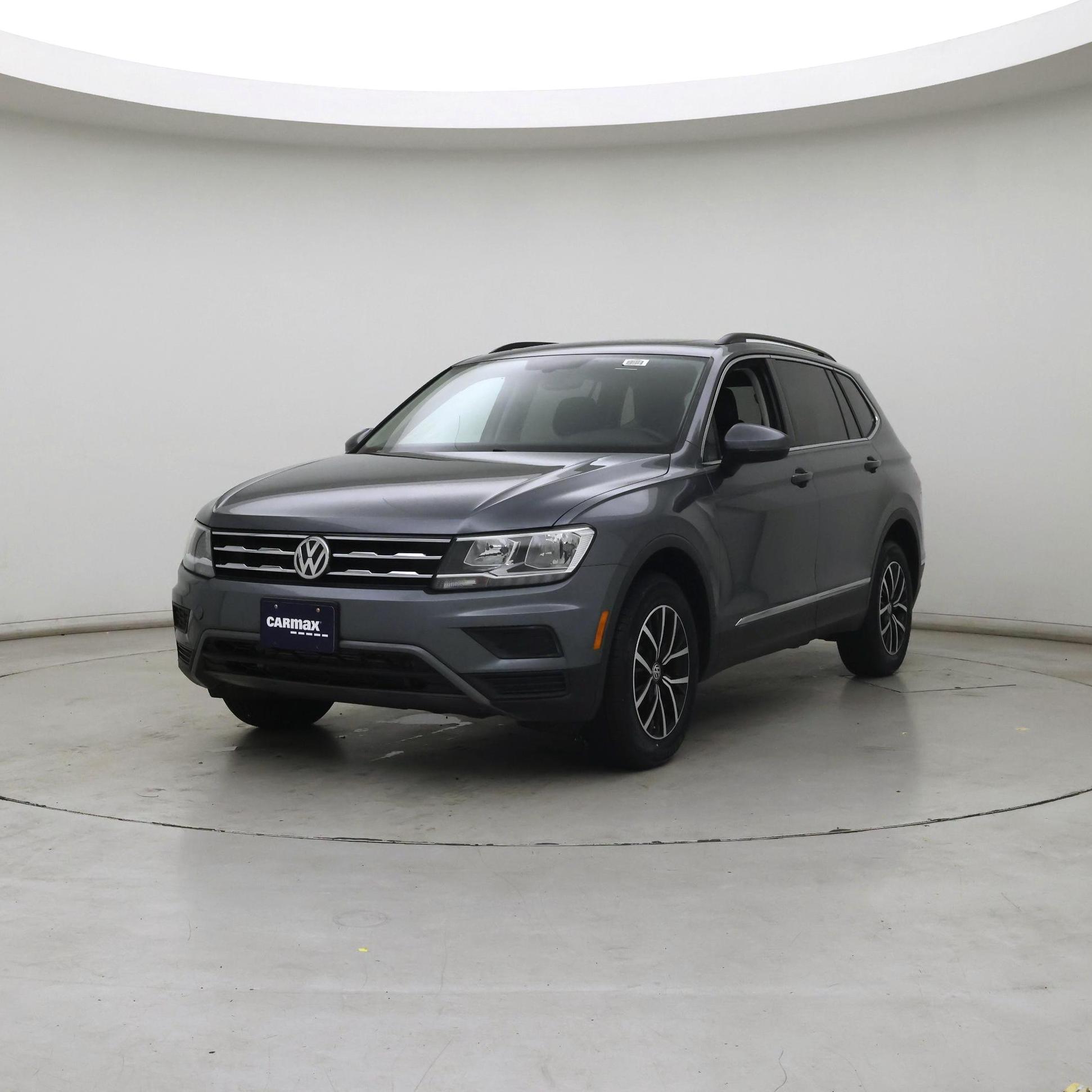 Thumbnail: 2021 Volkswagen Tiguan - 4