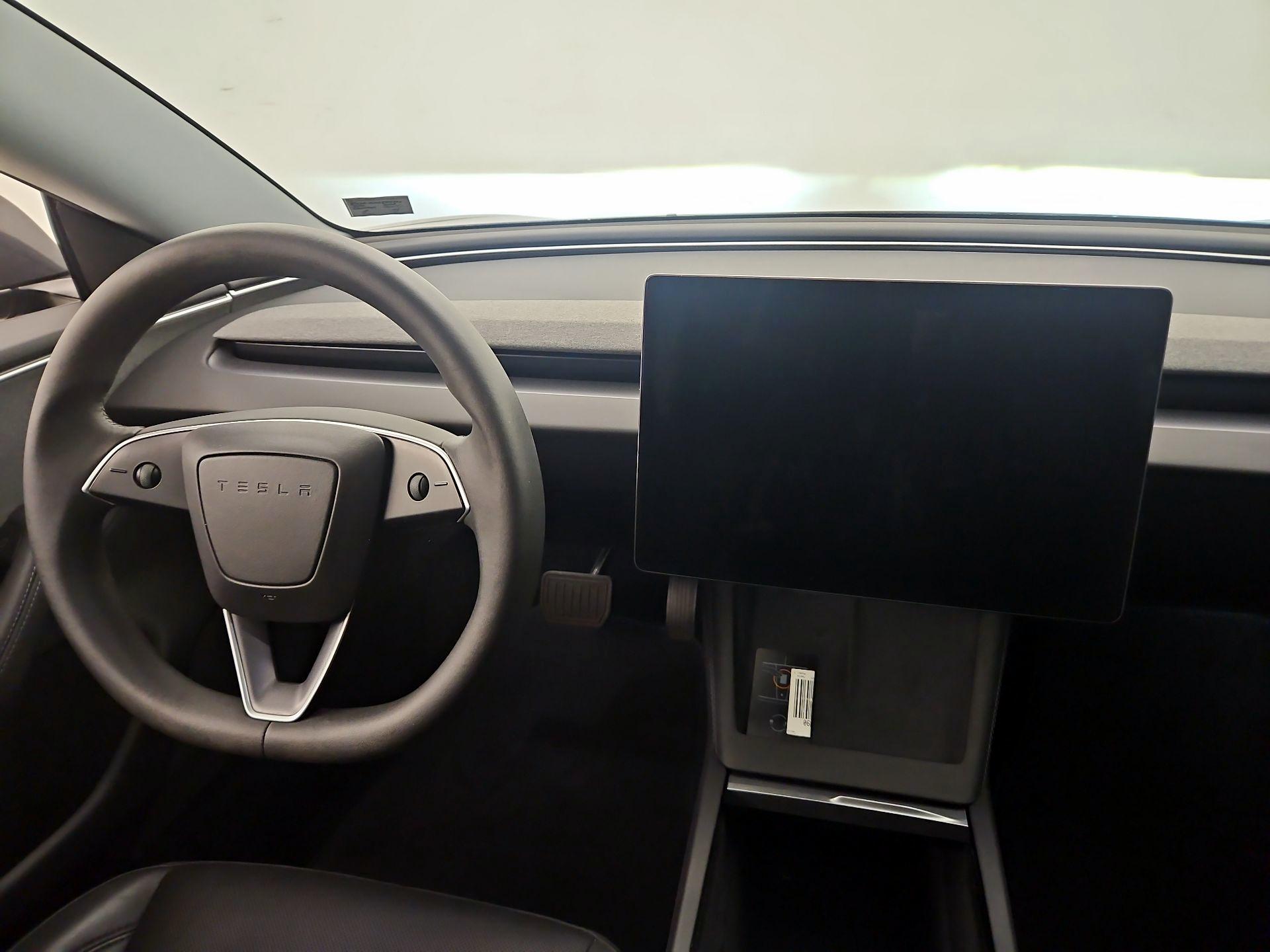 Thumbnail: 2025 Tesla Model 3 - 9