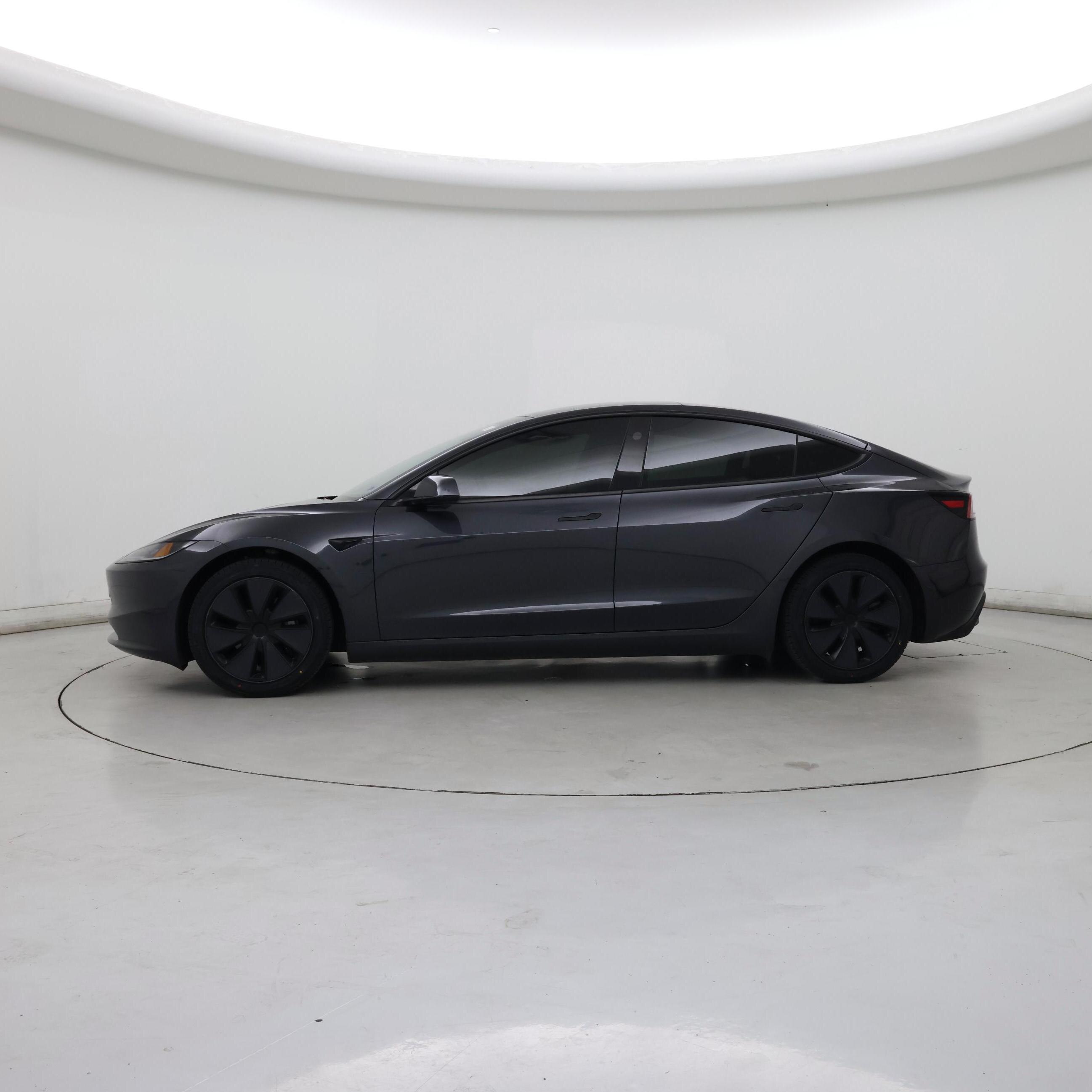 Thumbnail: 2025 Tesla Model 3 - 3