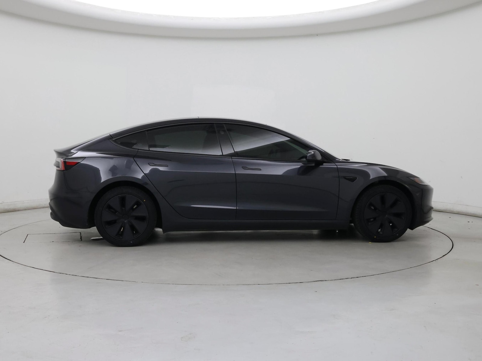 2025 Tesla Model 3 Long Range - Photo 8