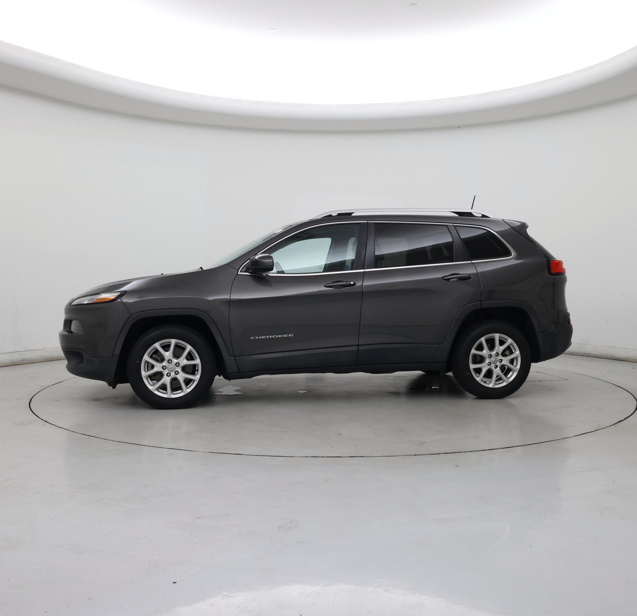 Thumbnail: 2018 Jeep Cherokee - 3
