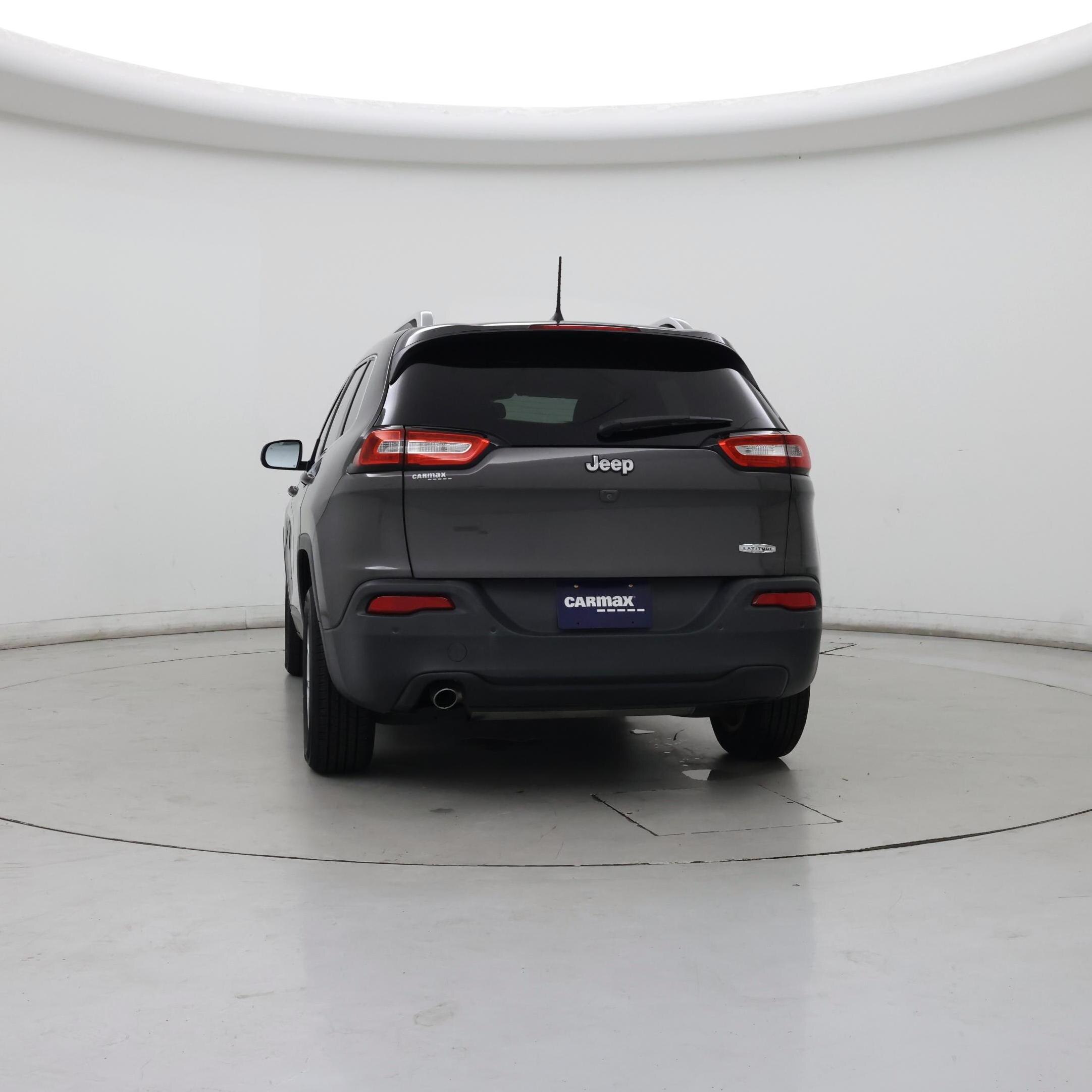 Thumbnail: 2018 Jeep Cherokee - 6