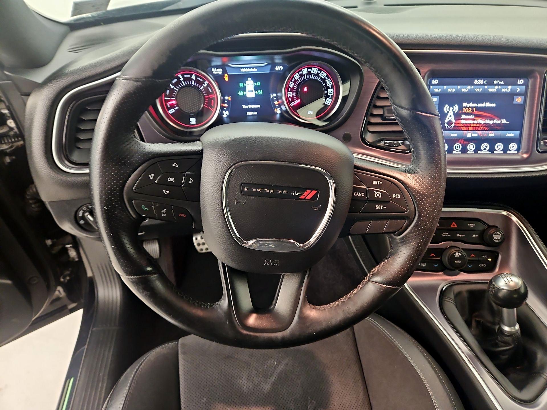 Thumbnail: 2017 Dodge Challenger - 10