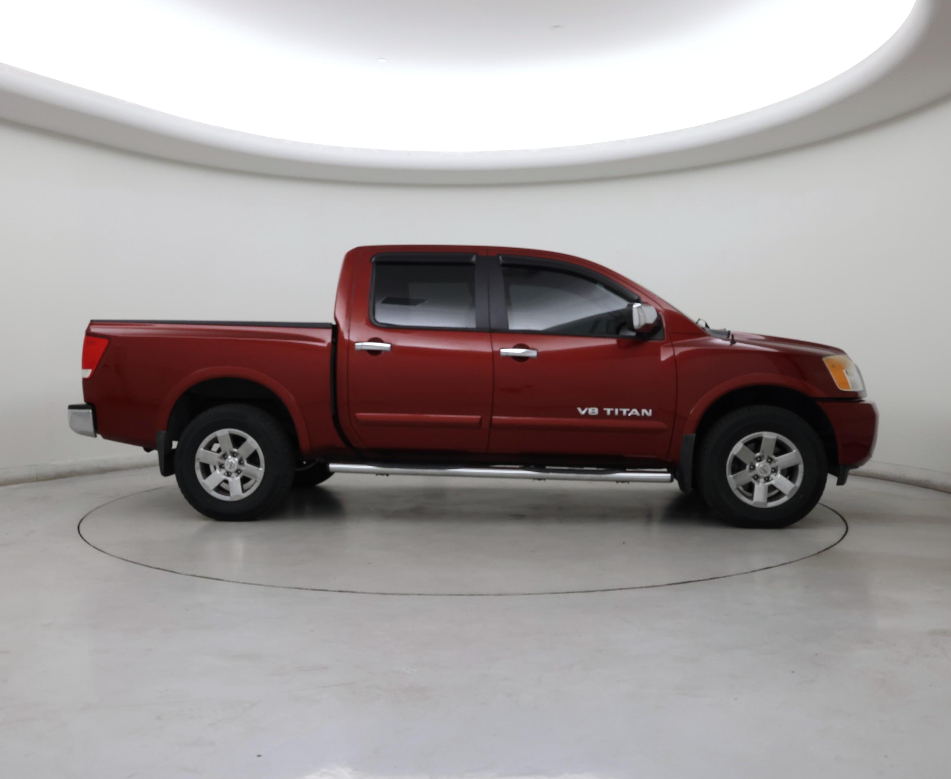 Thumbnail: 2015 Nissan Titan - 7
