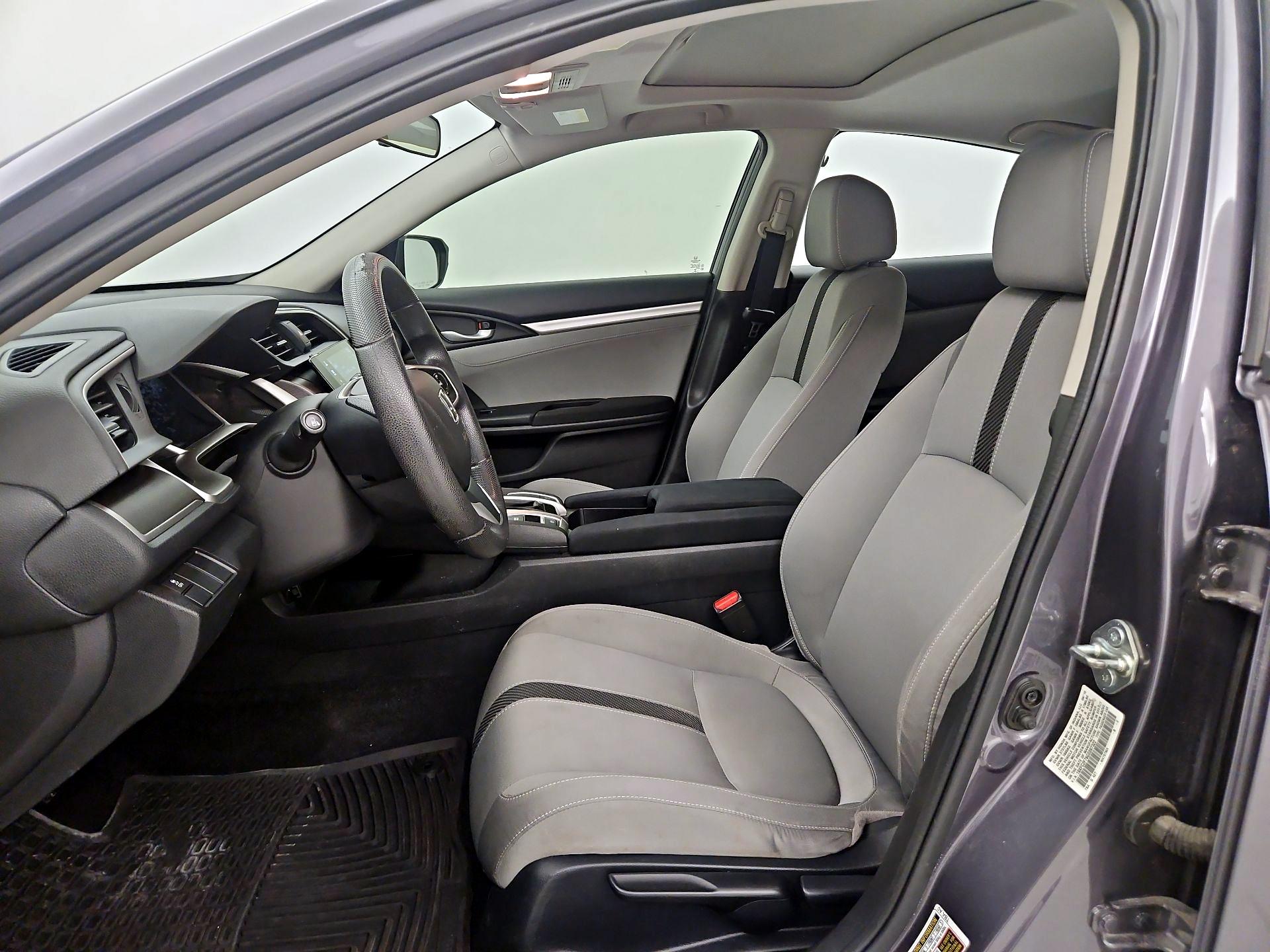 Thumbnail: 2016 Honda Civic - 11