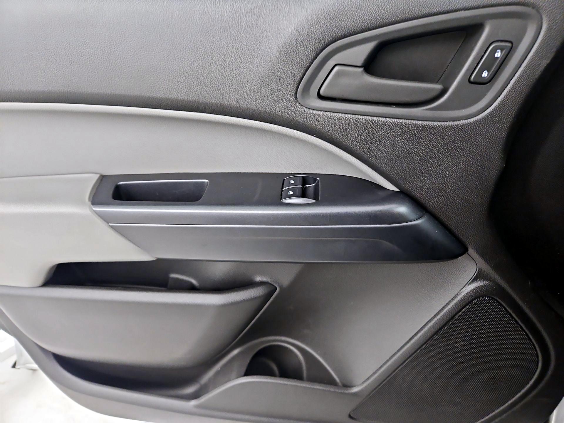 Thumbnail: 2016 Chevrolet Colorado - 12