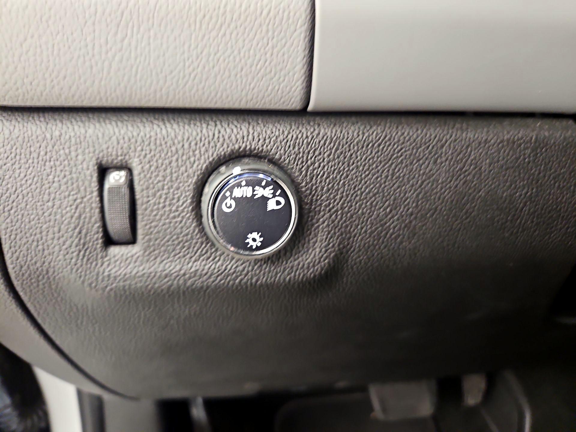 Thumbnail: 2016 Chevrolet Colorado - 13