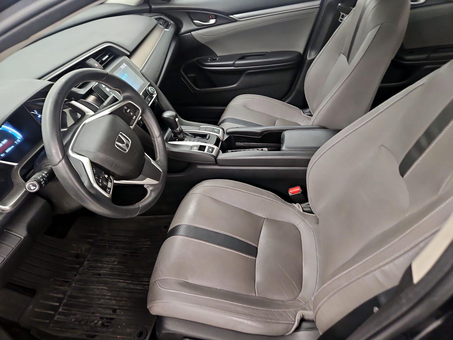 Thumbnail: 2016 Honda Civic - 11