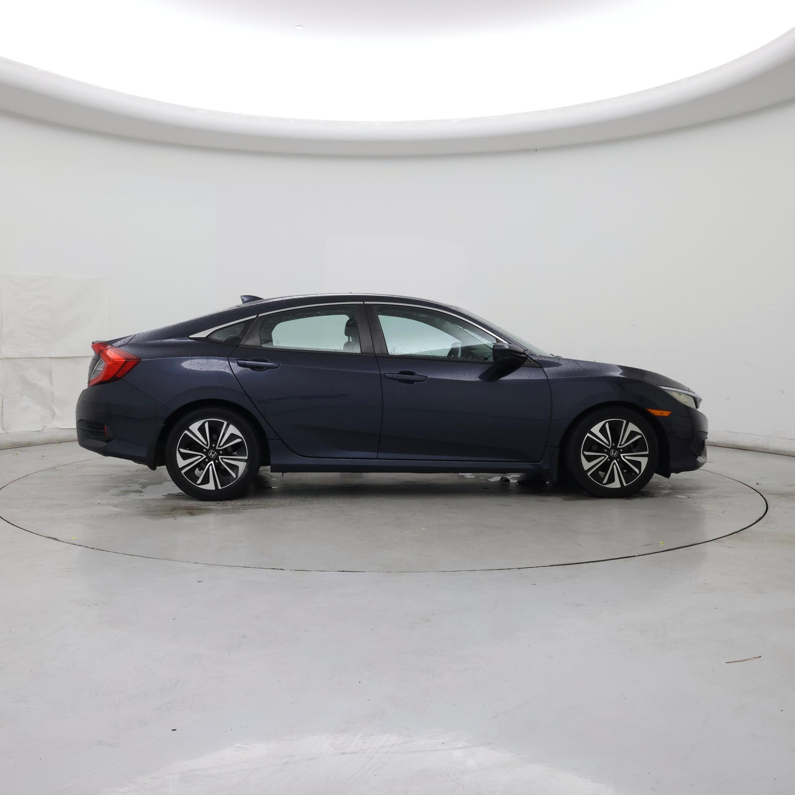Thumbnail: 2016 Honda Civic - 7