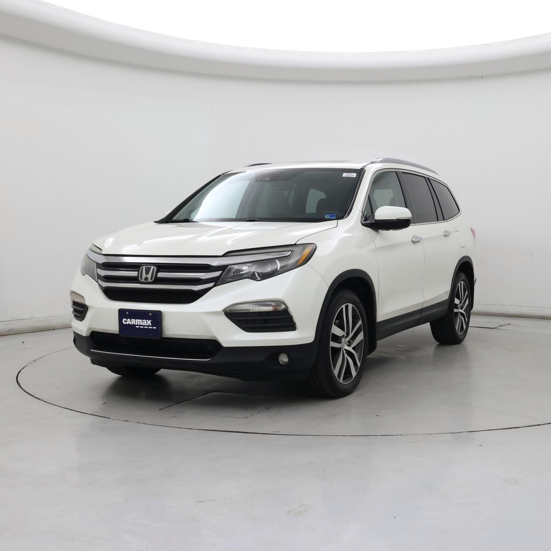 Thumbnail: 2016 Honda Pilot - 4