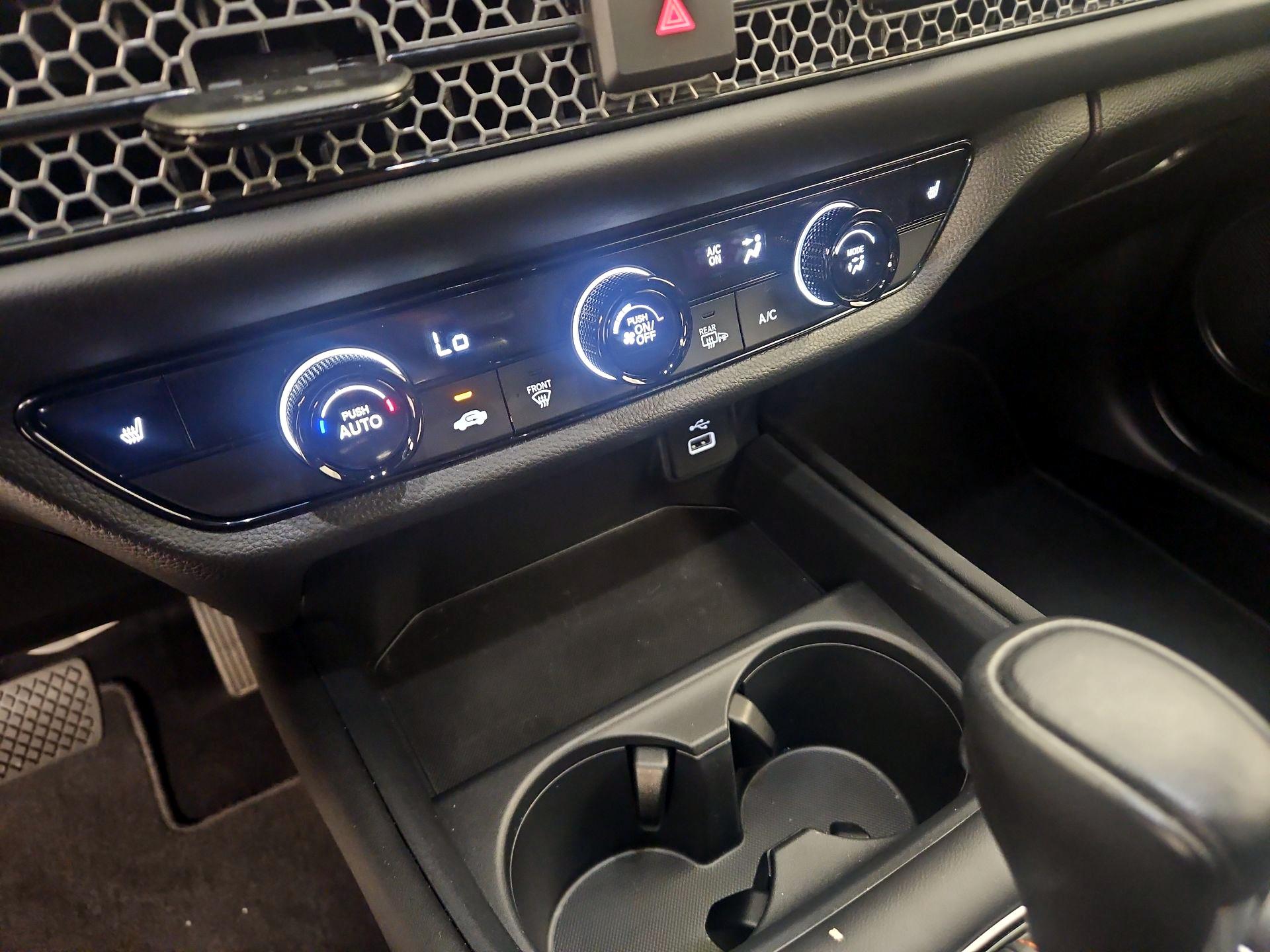 Thumbnail: 2025 Honda HR-V - 16