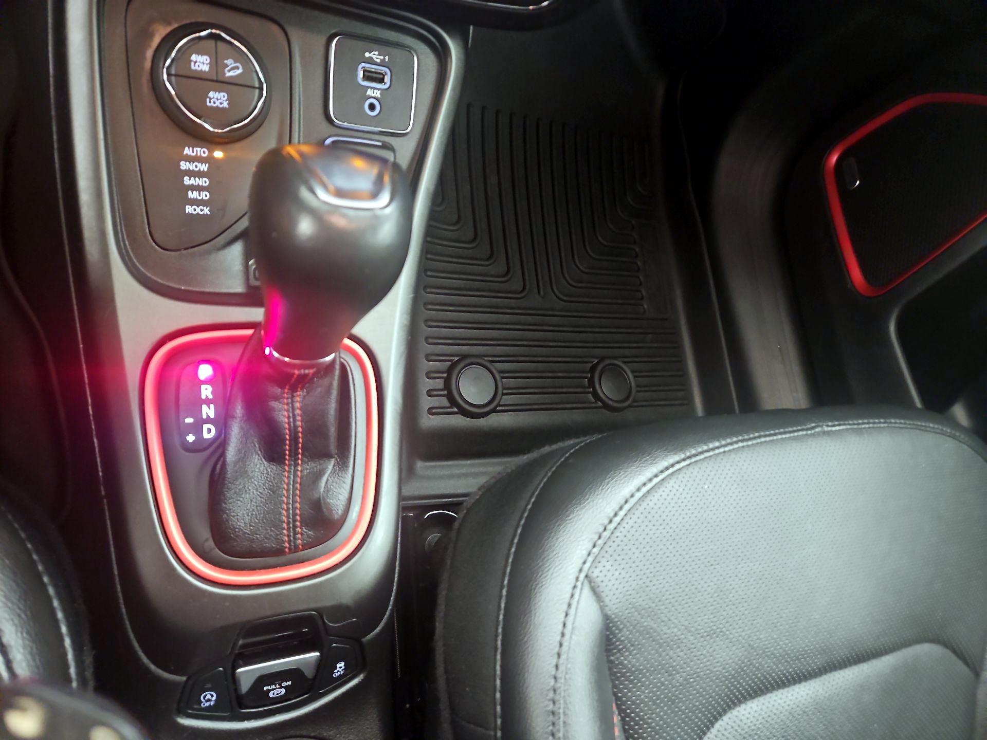 Thumbnail: 2021 Jeep Compass - 16