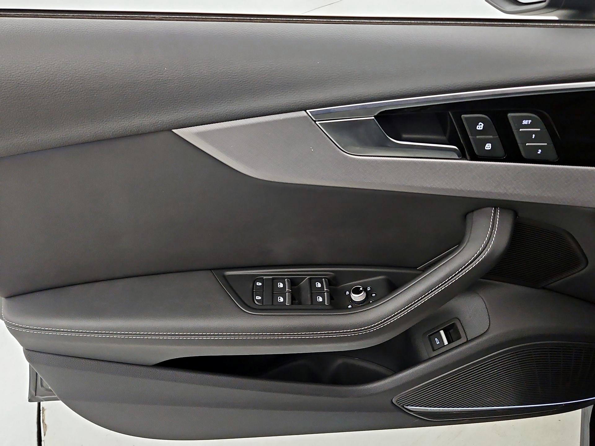 Thumbnail: 2023 Audi A4 - 10
