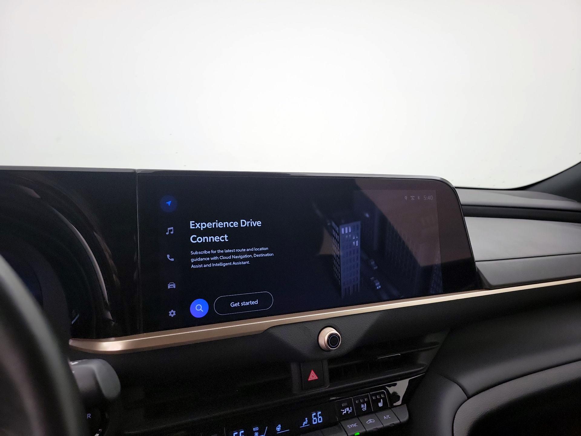 Thumbnail: 2025 Toyota Crown Signia - 15