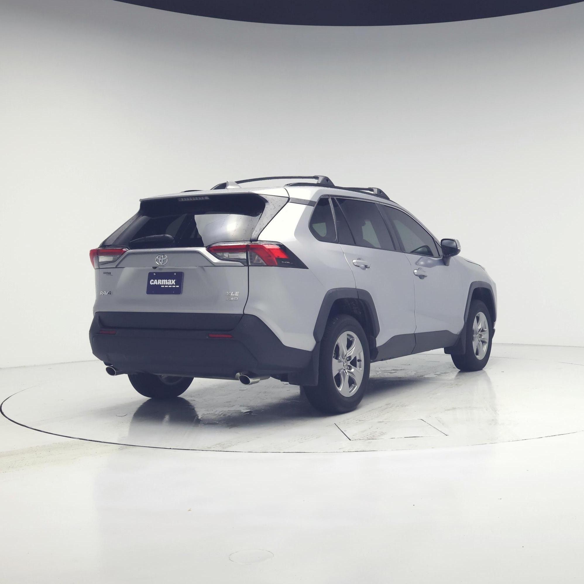 Thumbnail: 2023 Toyota RAV4 - 8